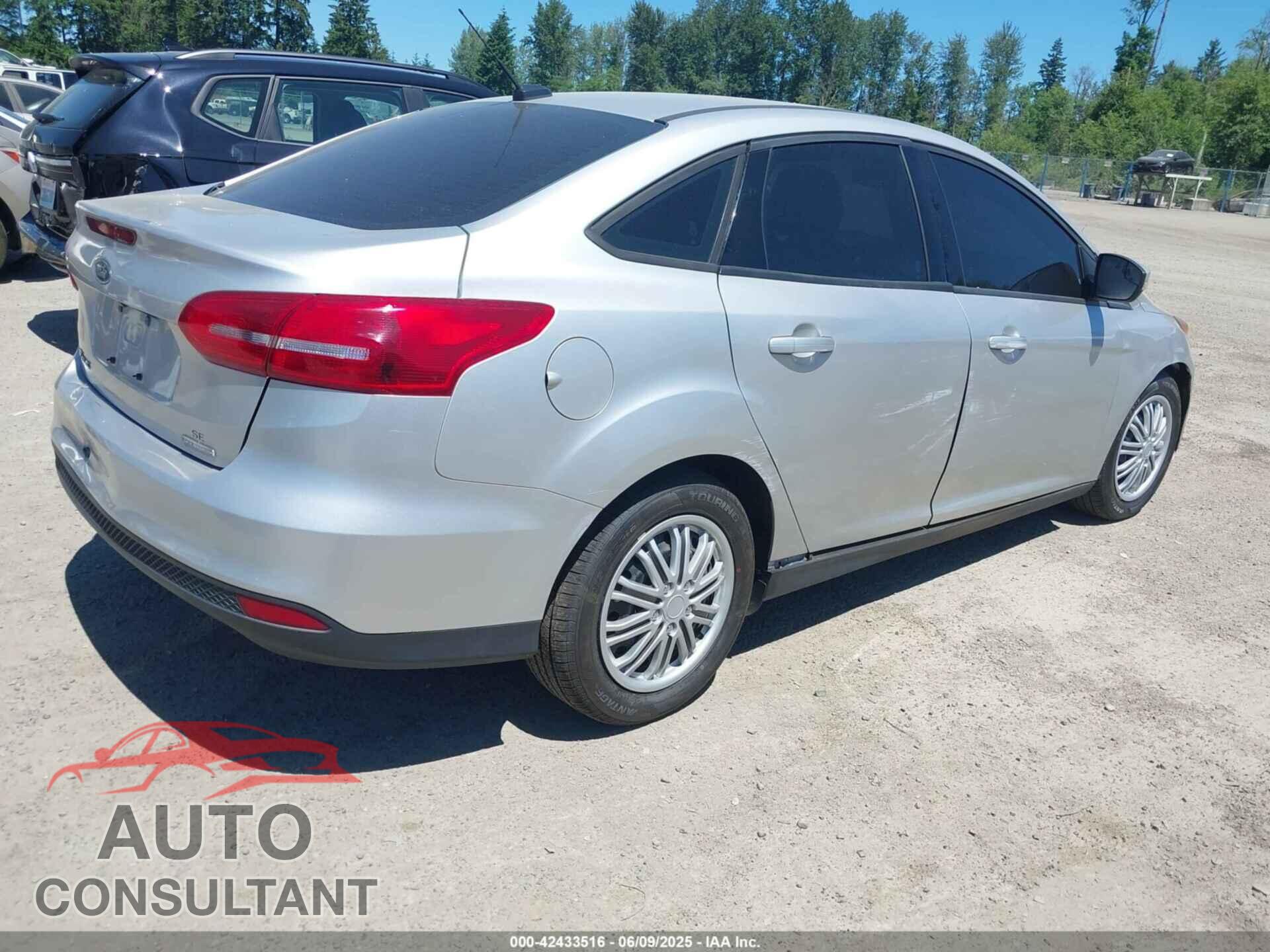 FORD FOCUS 2016 - 1FADP3F24GL286330