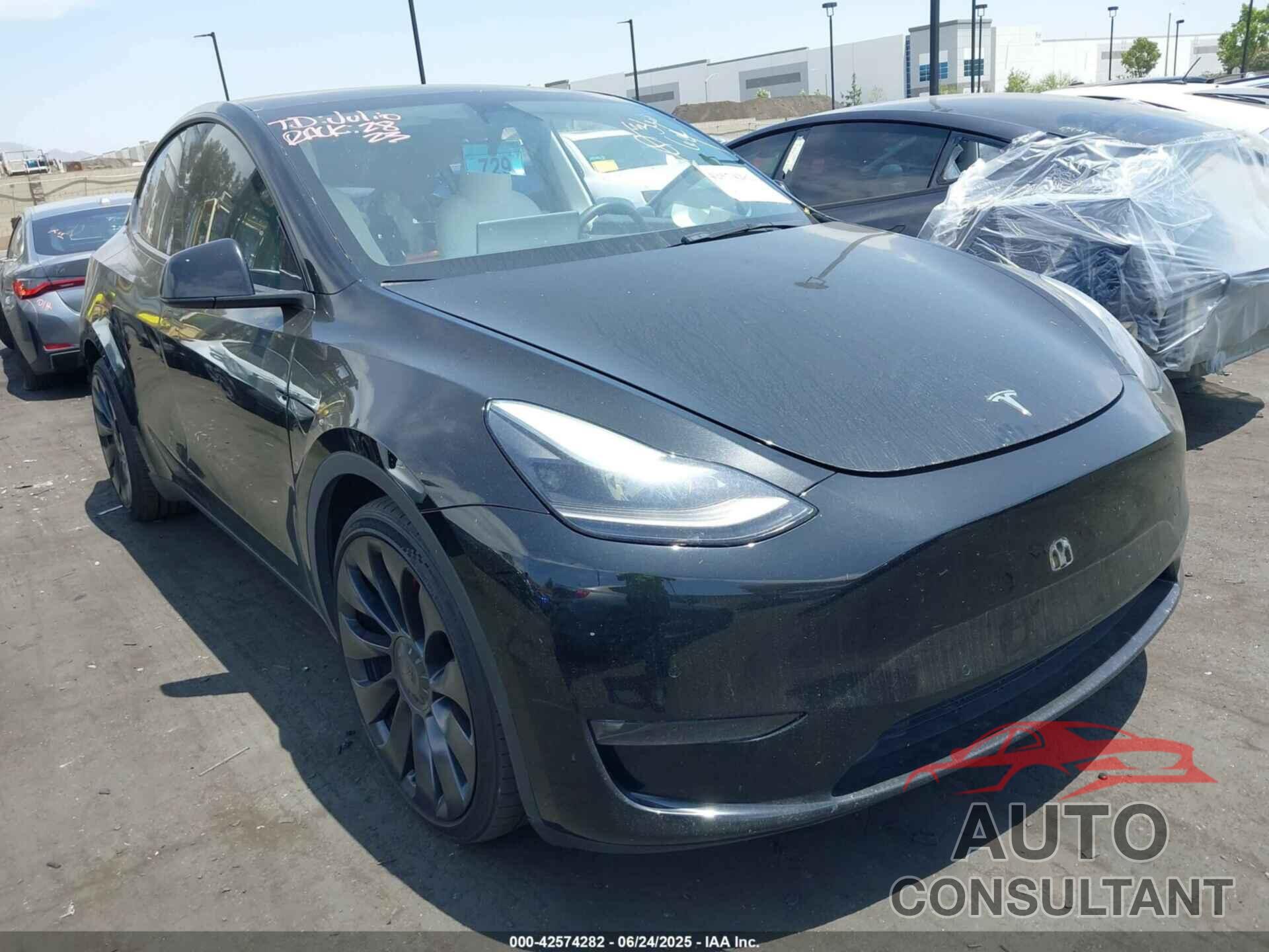 TESLA MODEL Y 2022 - 7SAYGDEF7NF558040