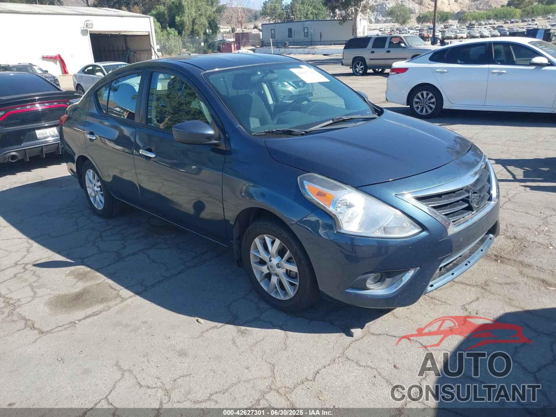 NISSAN VERSA 2017 - 3N1CN7AP2HL904744