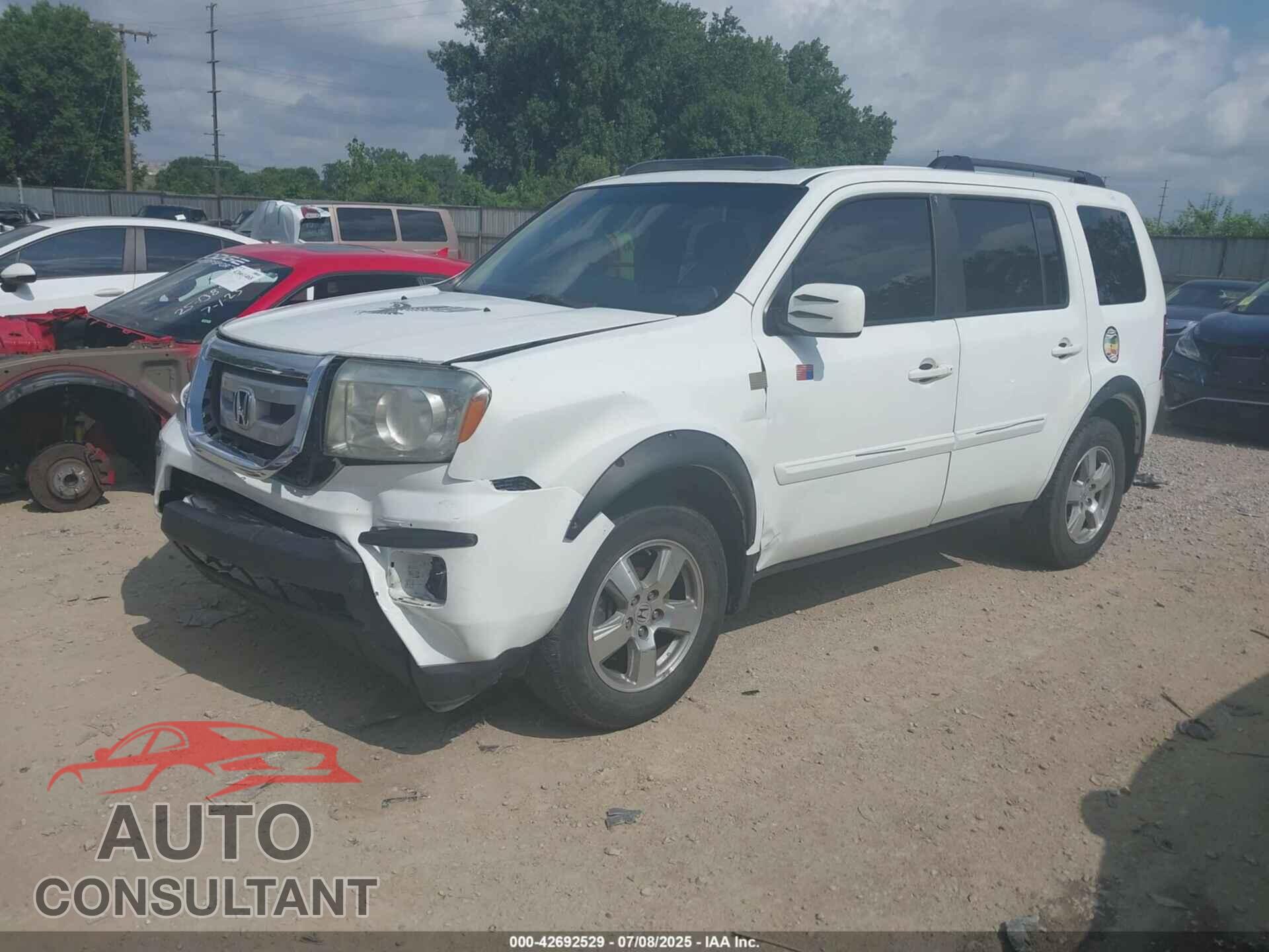 HONDA PILOT 2011 - 5FNYF3H76BB005275