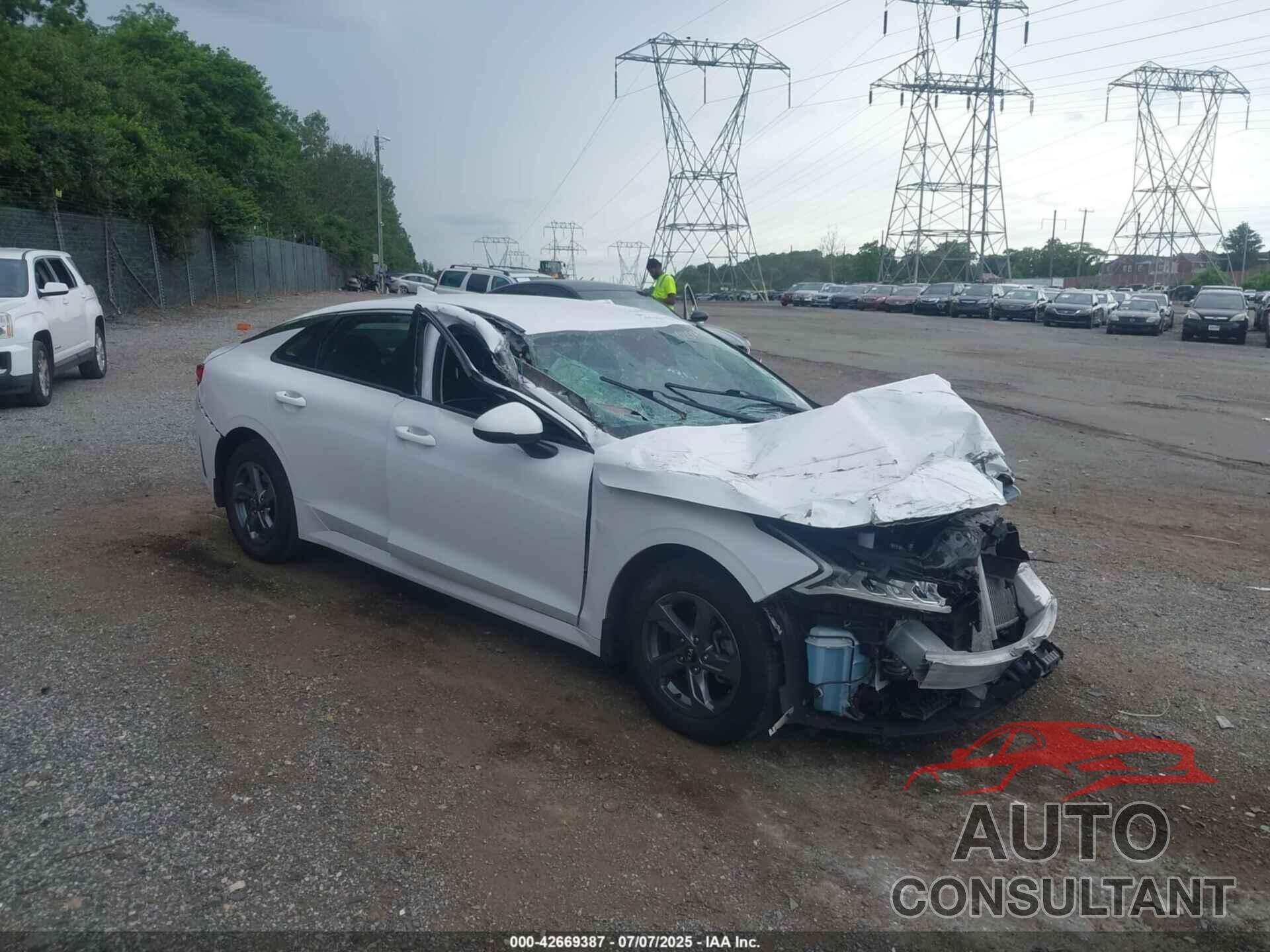 KIA K5 2021 - 5XXG24J24MG010793