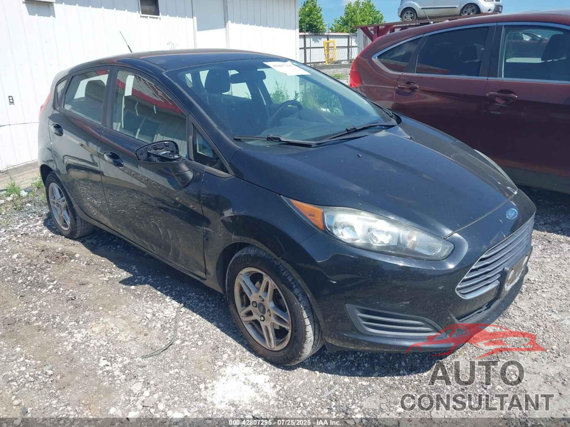 FORD FIESTA 2017 - 3FADP4EJ5HM119425