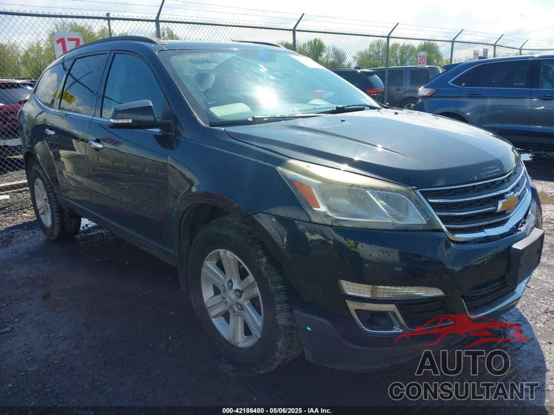 CHEVROLET TRAVERSE 2013 - 1GNKRGKD7DJ247191