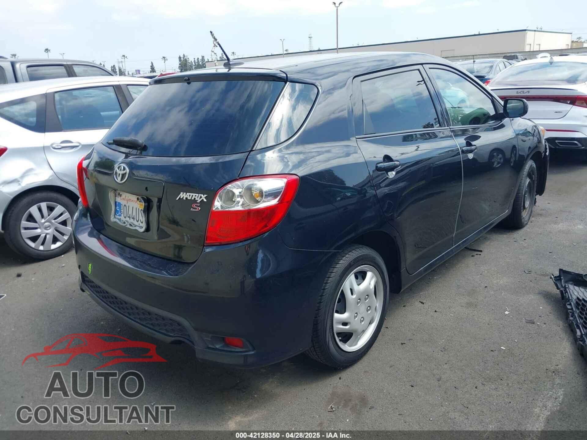 TOYOTA MATRIX 2011 - 2T1KU4EEXBC677963