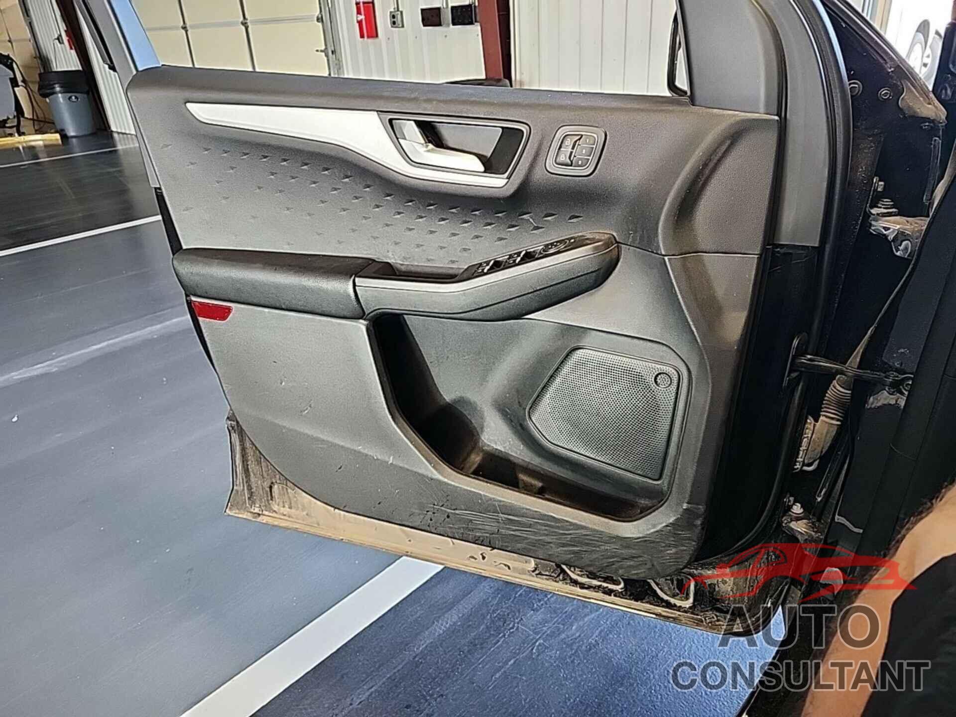 FORD ESCAPE 2020 - 1FMCU9H62LUB14895