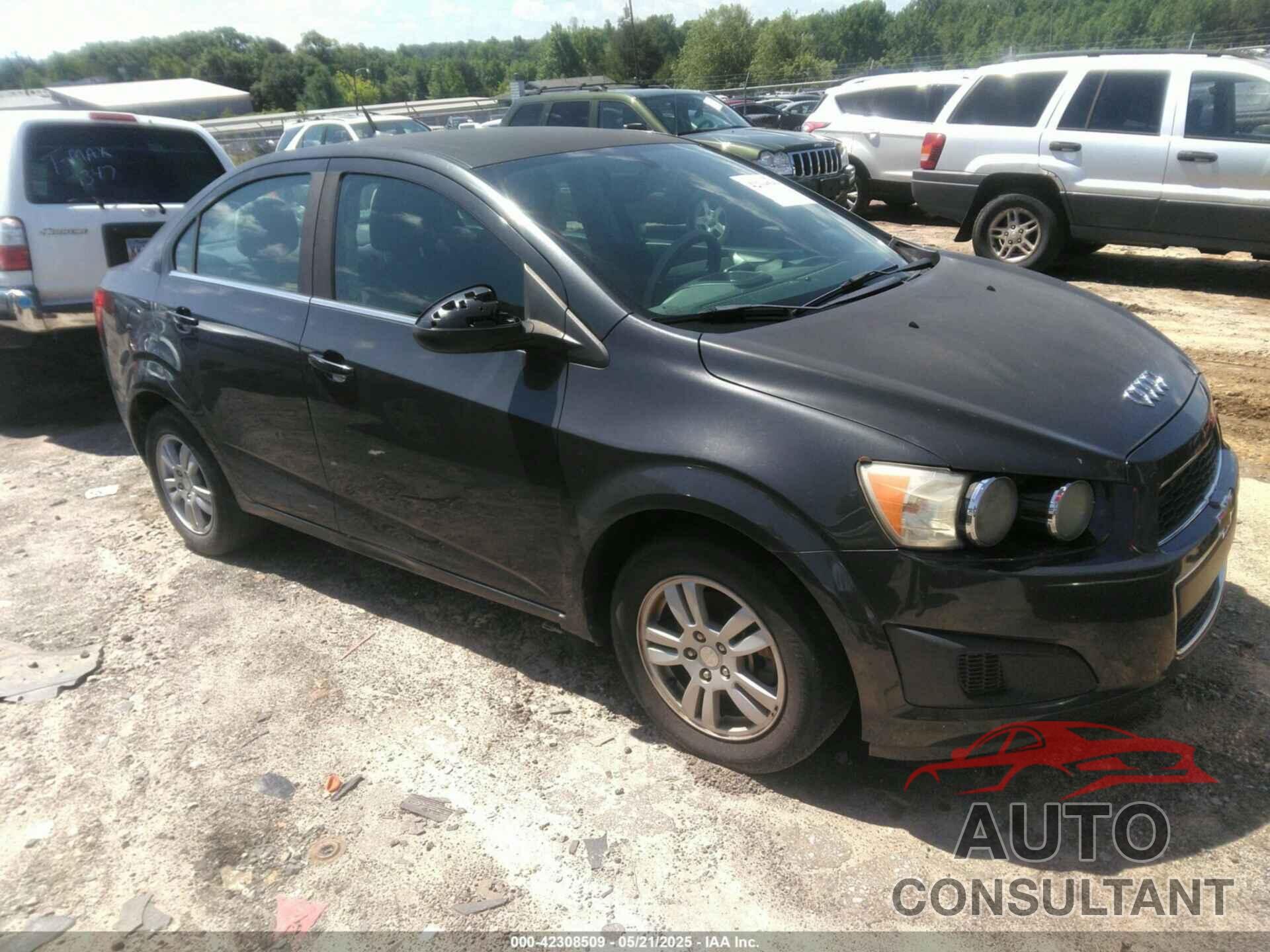 CHEVROLET SONIC 2014 - 1G1JC5SH2E4164189