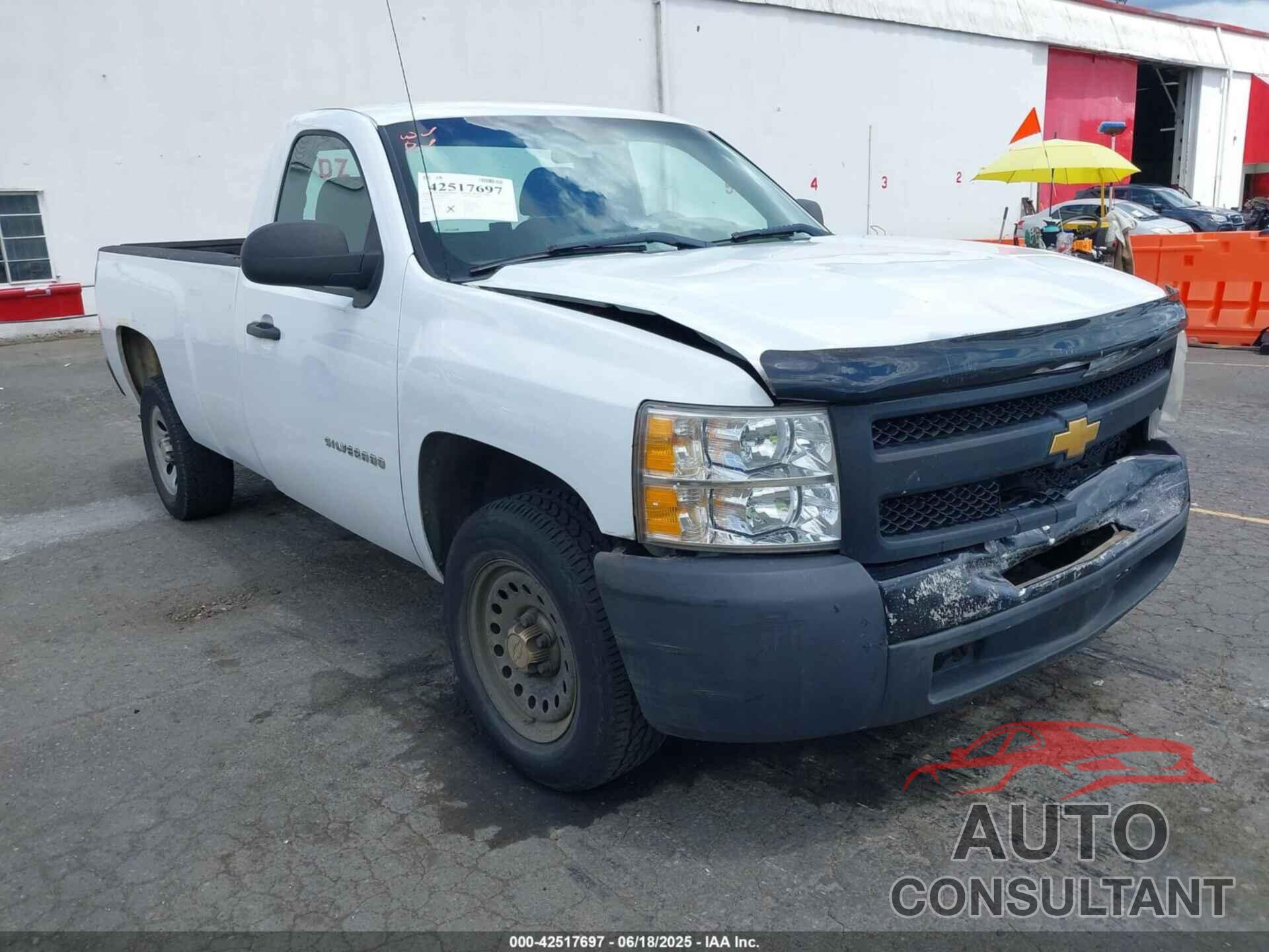 CHEVROLET SILVERADO 1500 2013 - 1GCNCPEX9DZ213820
