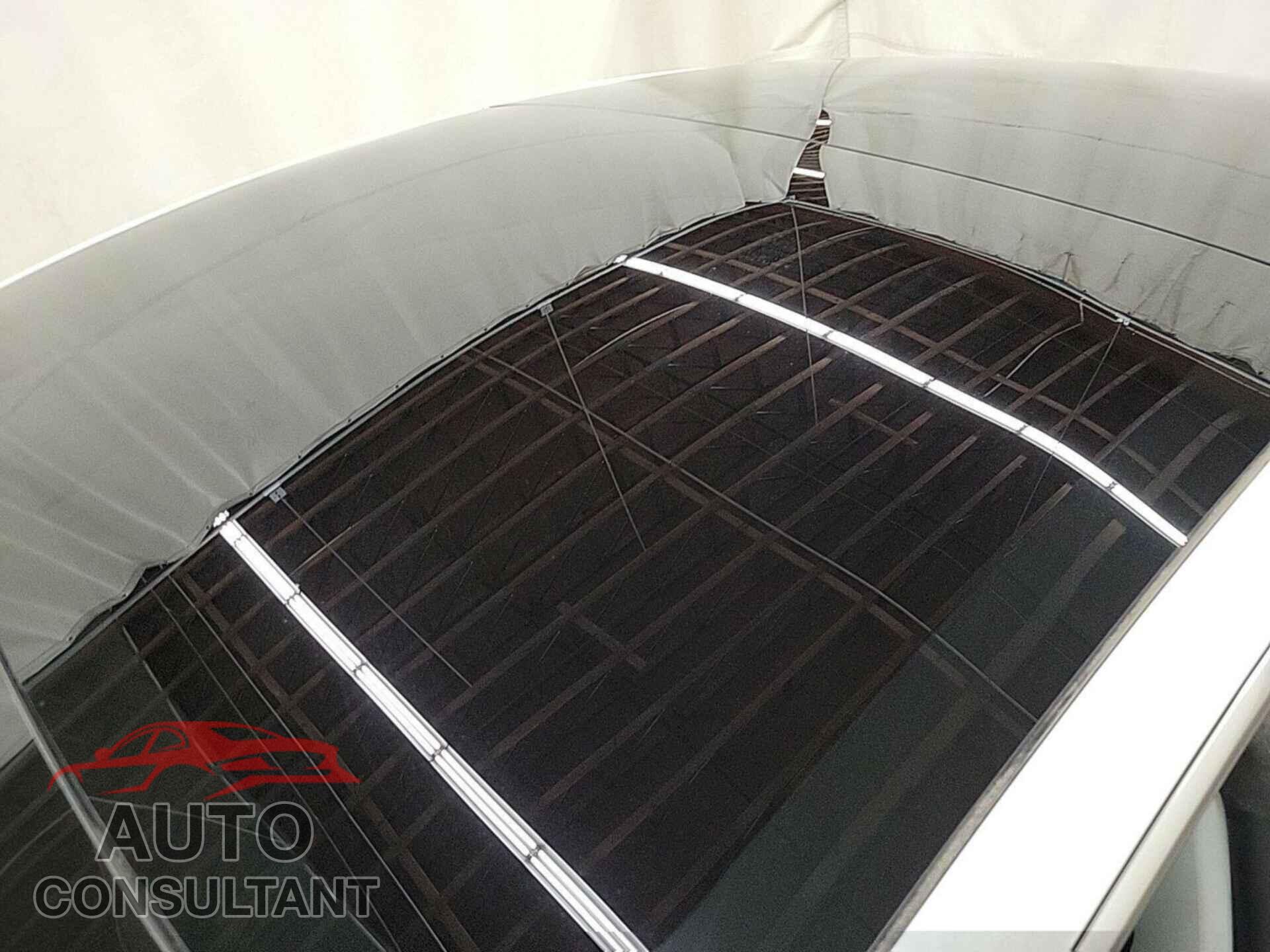 TESLA MODEL 3 2020 - 5YJ3E1EB6LF801018