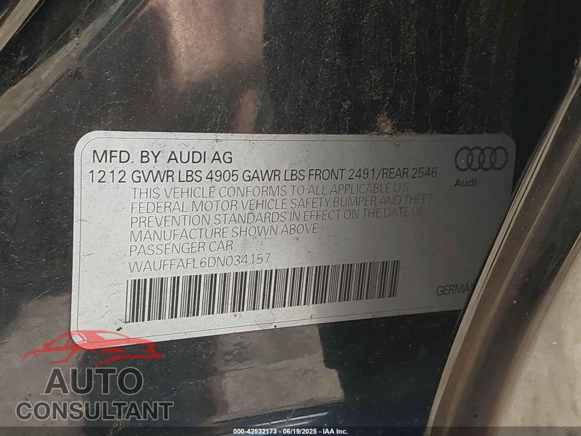 AUDI A8 L 2011 - WAURVAFD4BN019033
