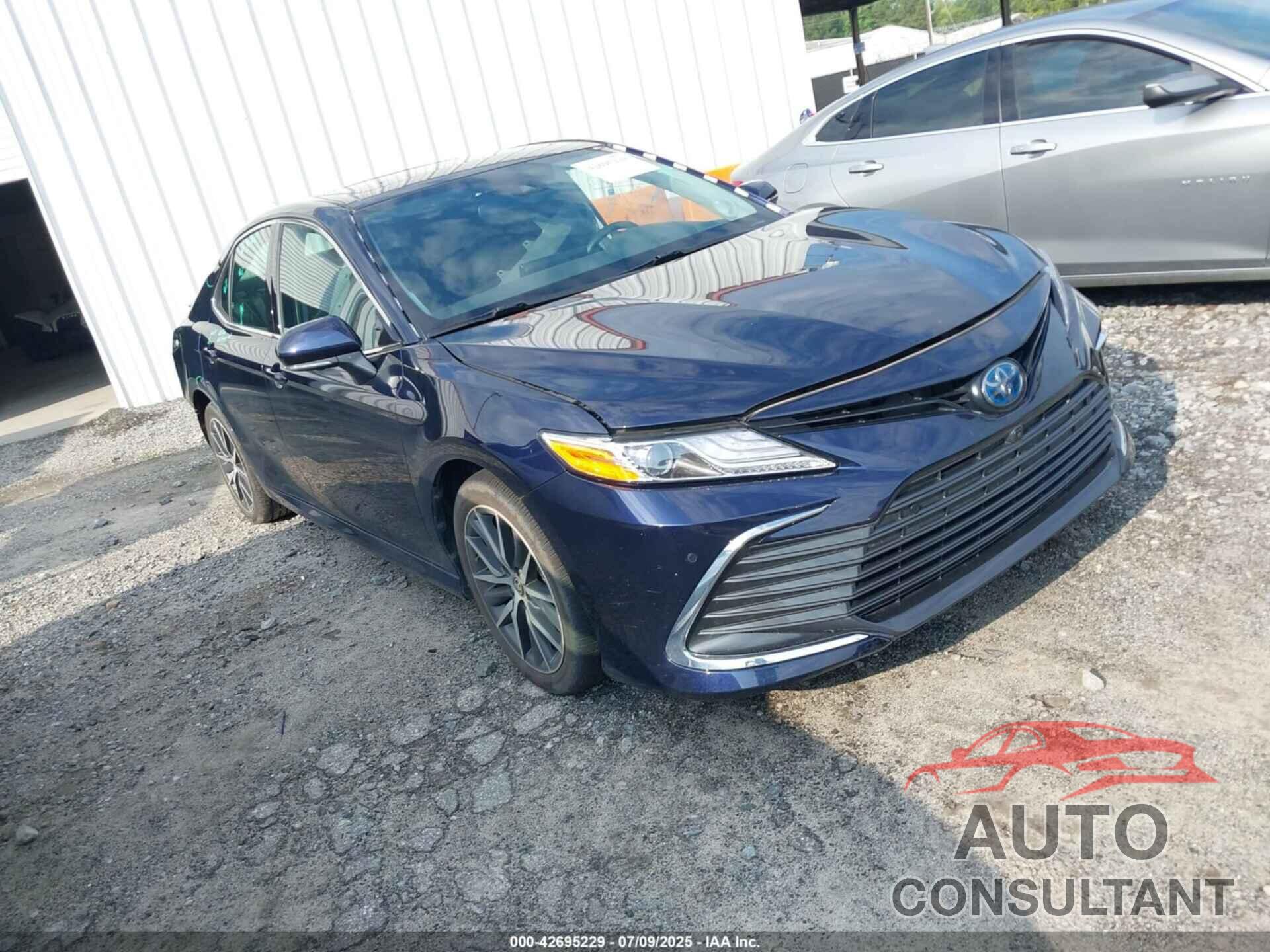 TOYOTA CAMRY 2022 - 4T1F31AK0NU590350