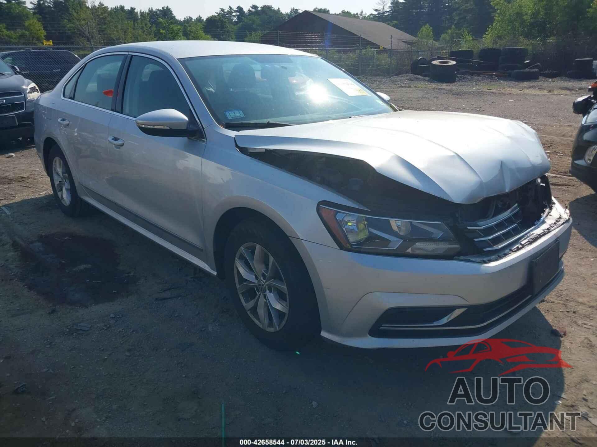 VOLKSWAGEN PASSAT 2017 - 1VWAT7A39HC003192