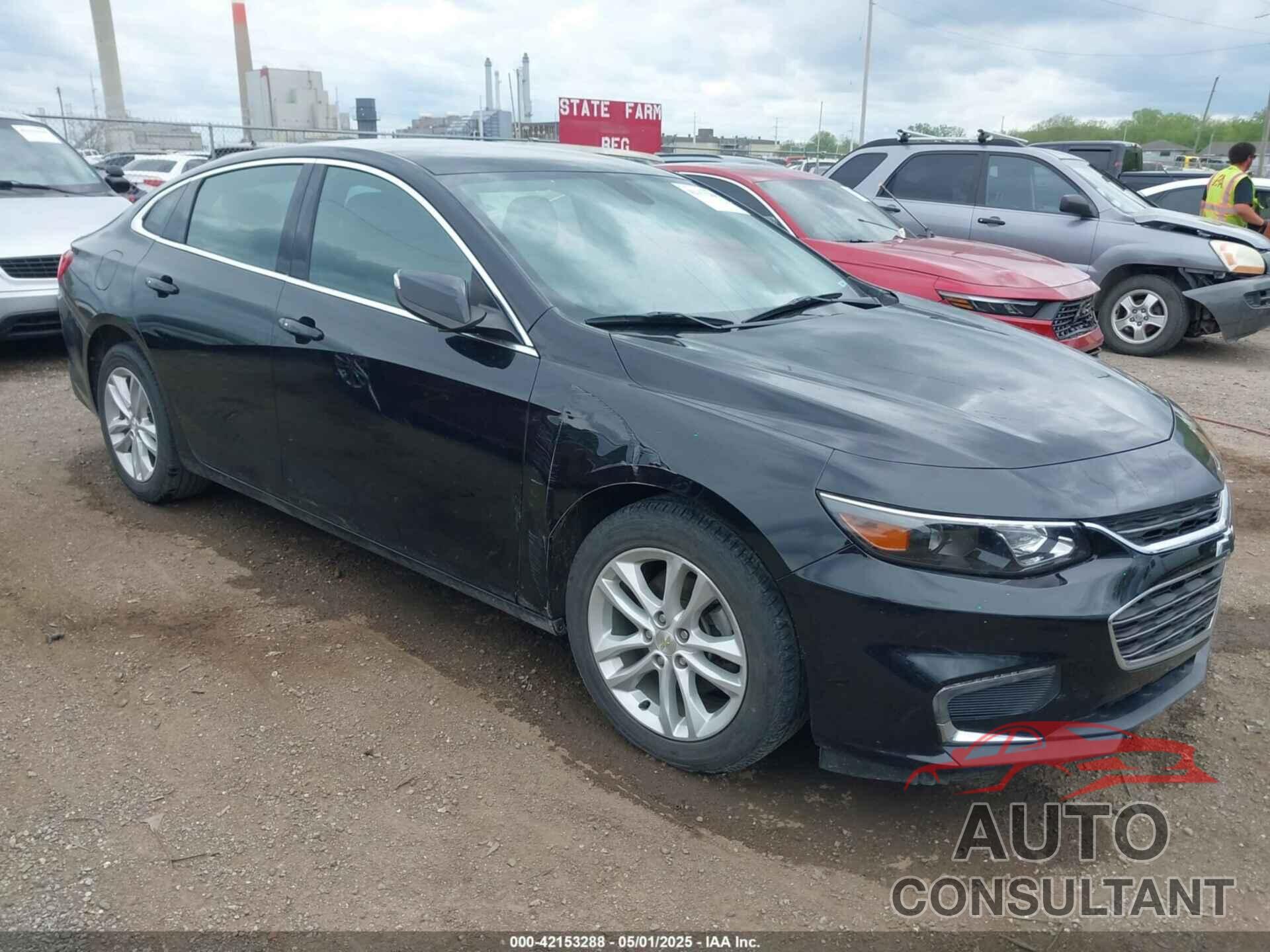 CHEVROLET MALIBU 2018 - 1G1ZD5ST1JF258910