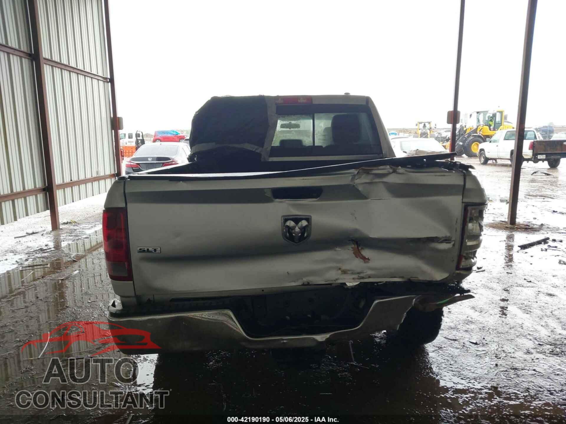 DODGE RAM 1500 2012 - 1C6RD7LT5CS112481