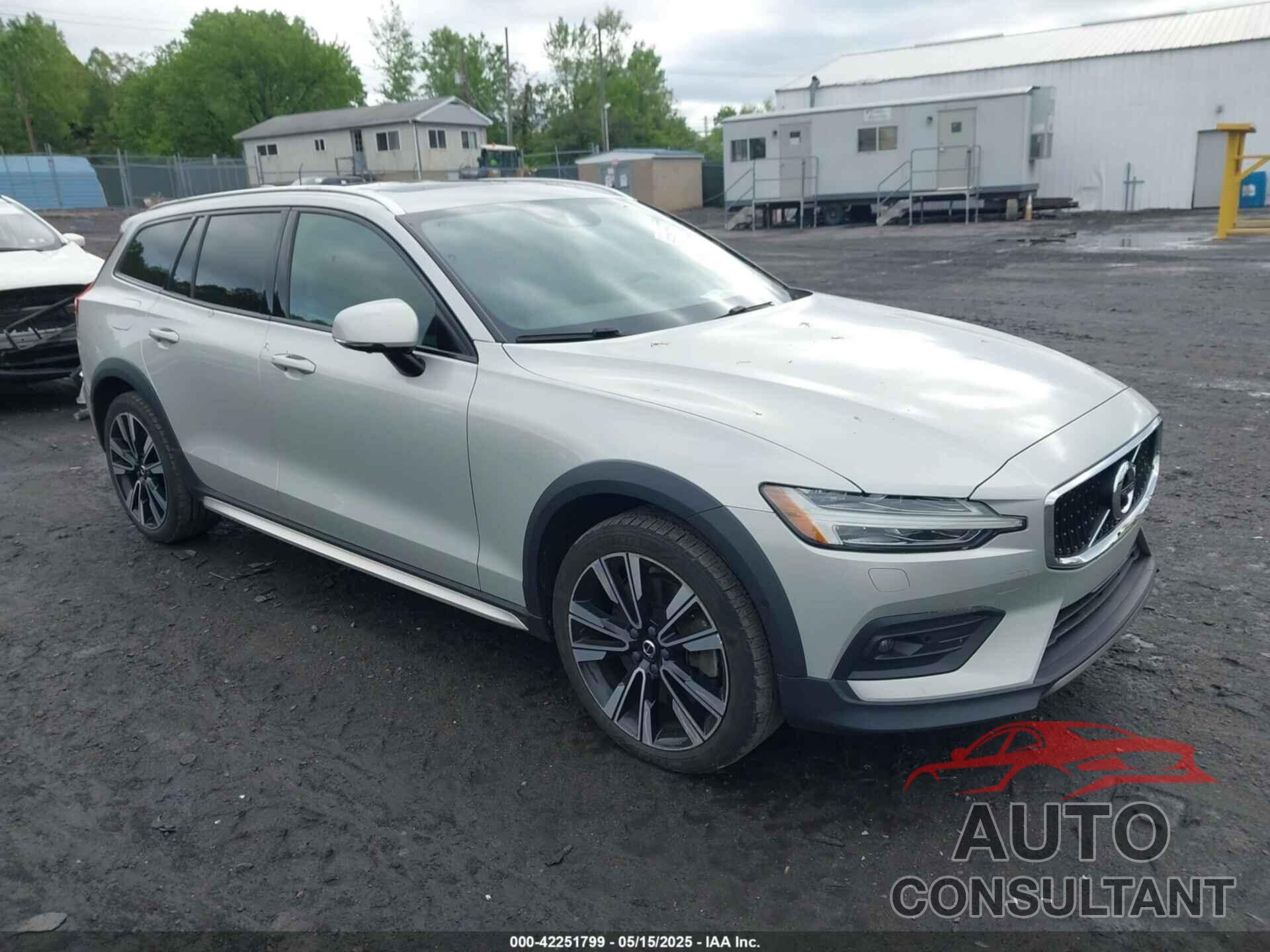 VOLVO V60 CROSS COUNTRY 2020 - YV4102WKXL1030210
