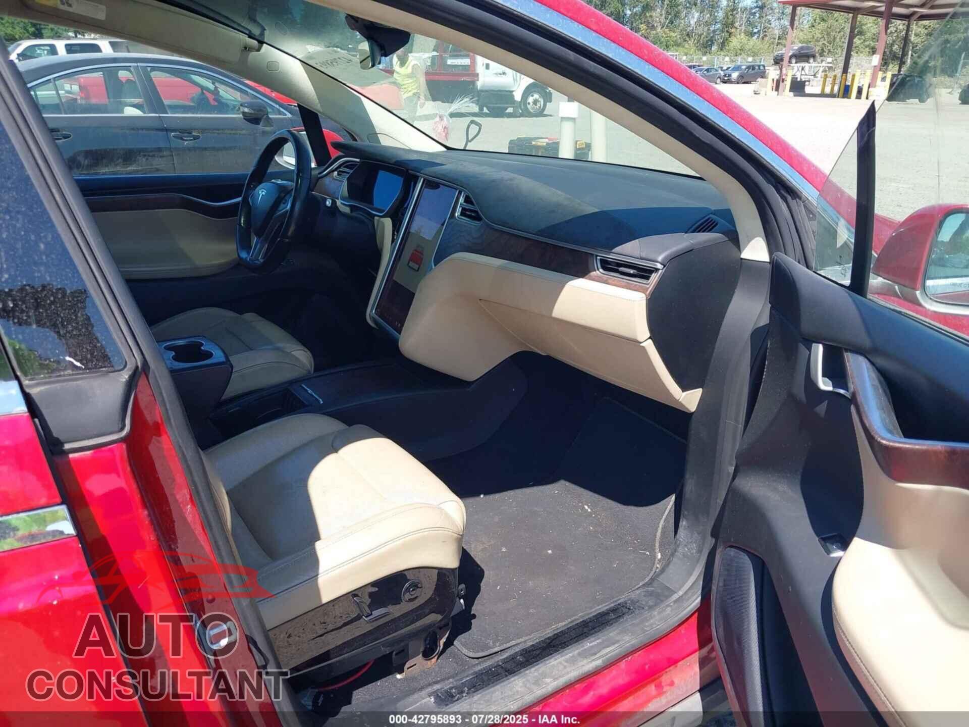 TESLA MODEL X 2016 - 5YJXCBE26GF003346