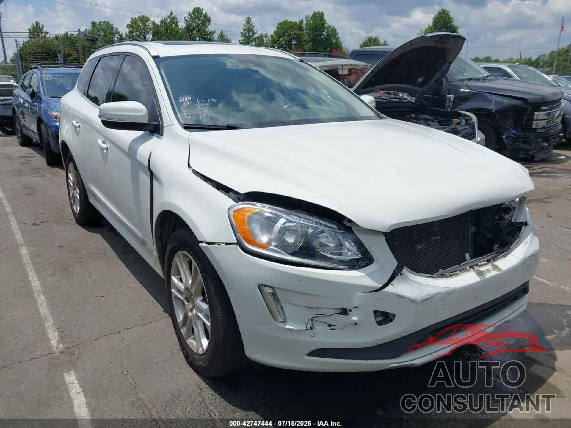 VOLVO XC60 2015 - YV440MDK7F2649244