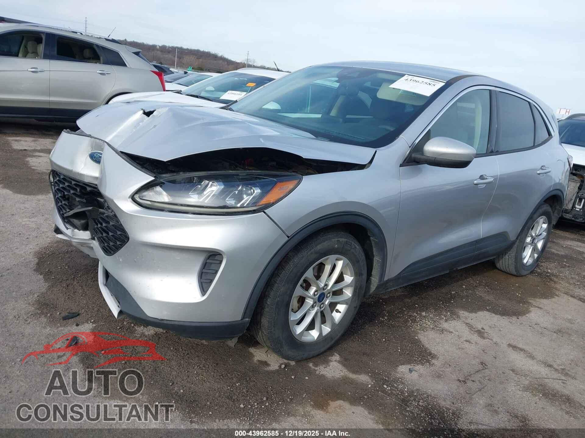 FORD ESCAPE 2020 - 1FMCU0G62LUA55098