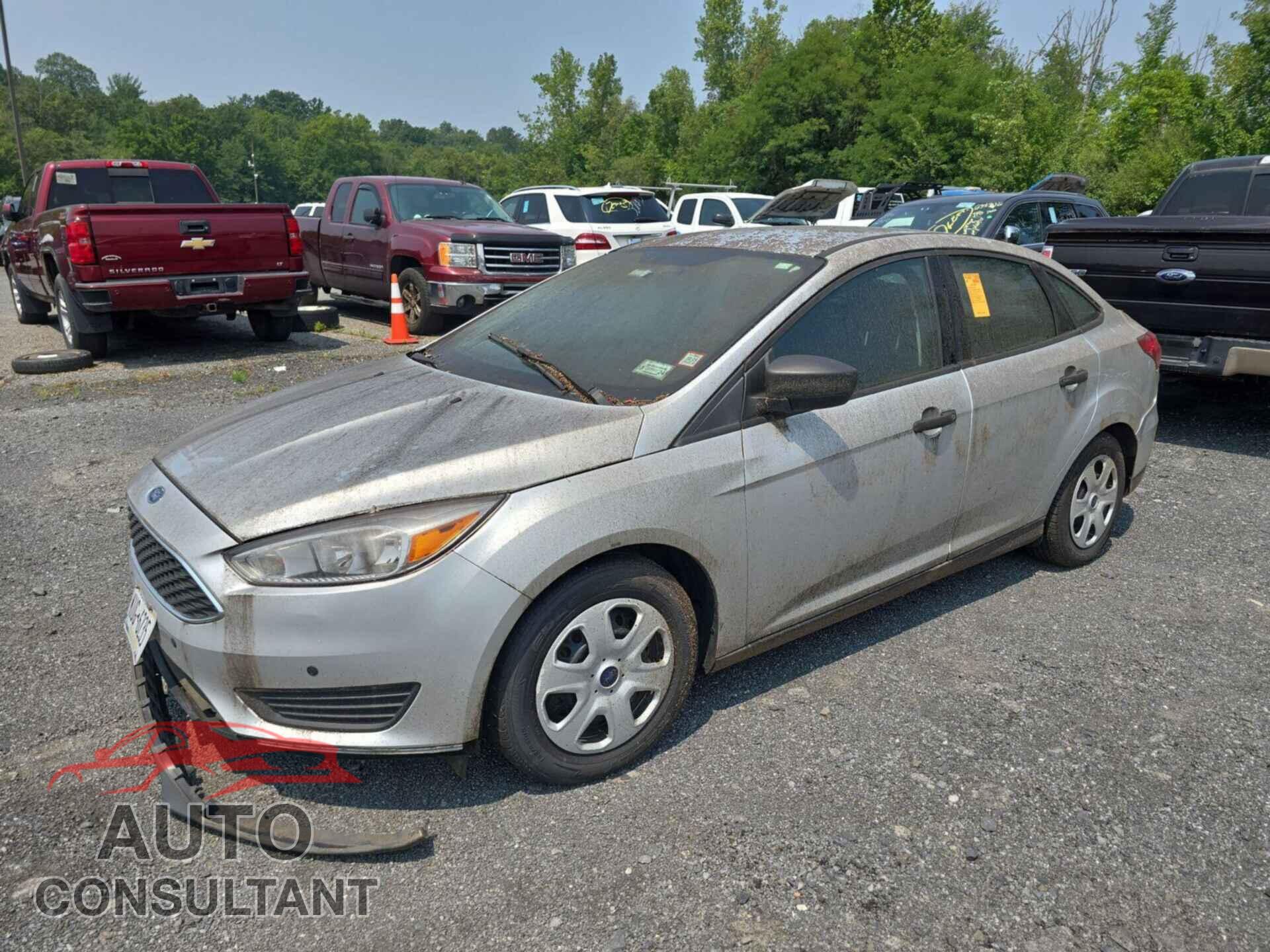FORD FOCUS 2017 - 1FADP3E22HL212083
