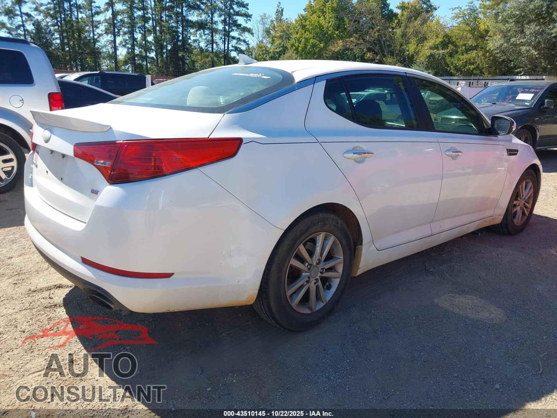 KIA OPTIMA 2013 - KNAGM4A76D5401032