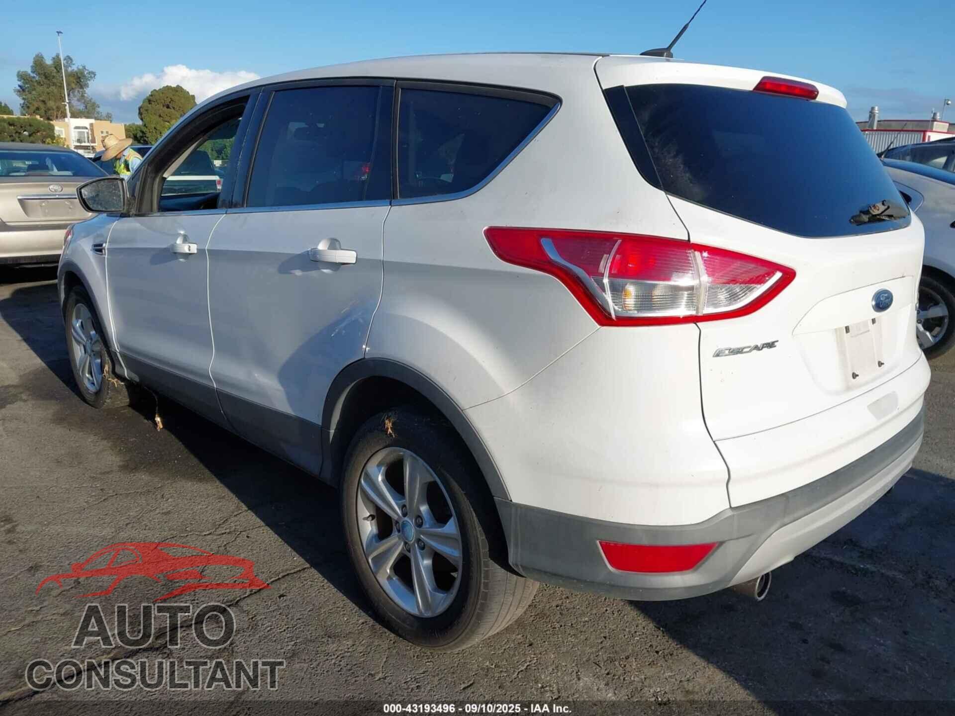 FORD ESCAPE 2013 - 1FMCU0GX0DUB55694