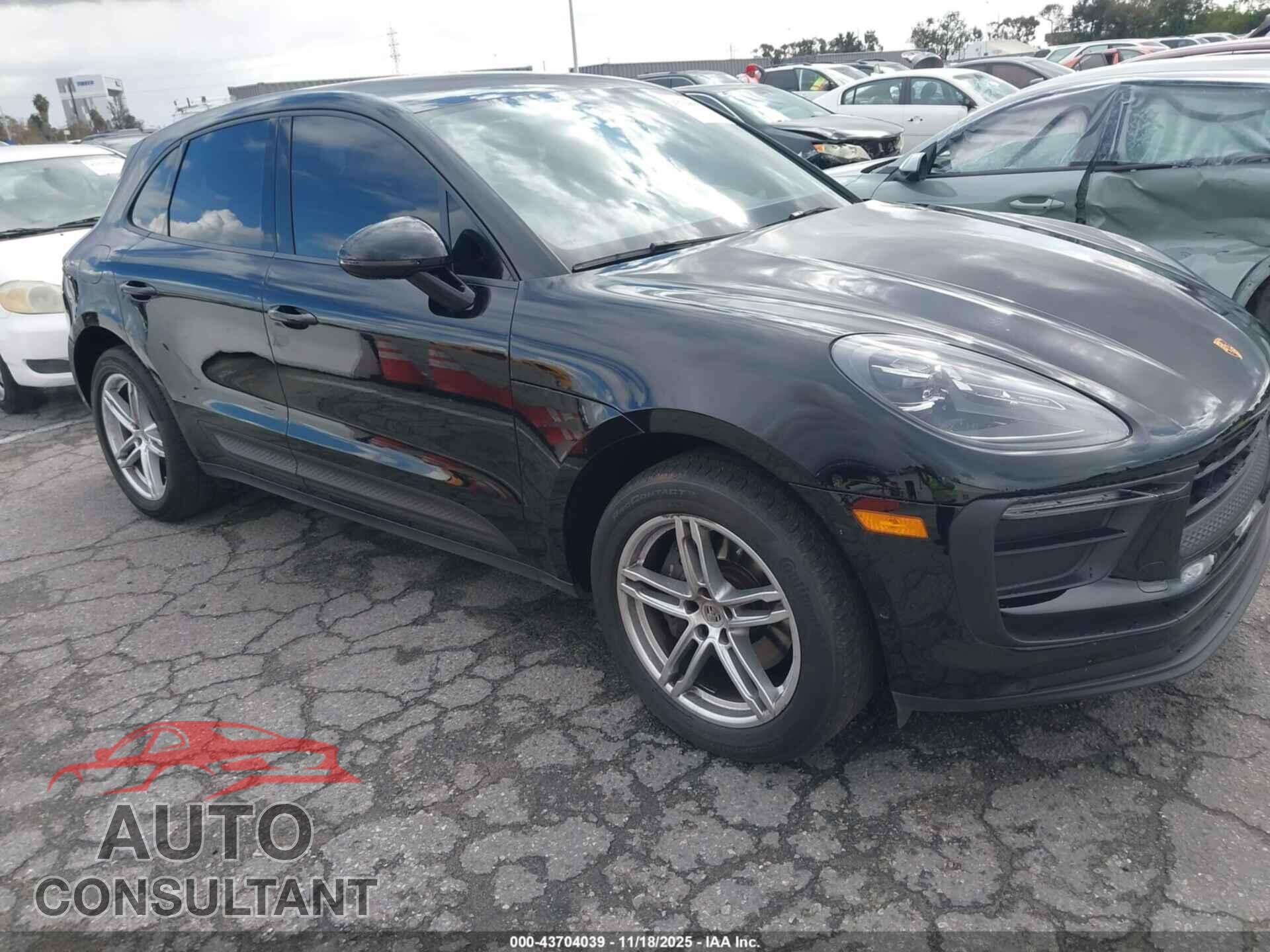 PORSCHE MACAN 2022 - WP1AA2A55NLB10070