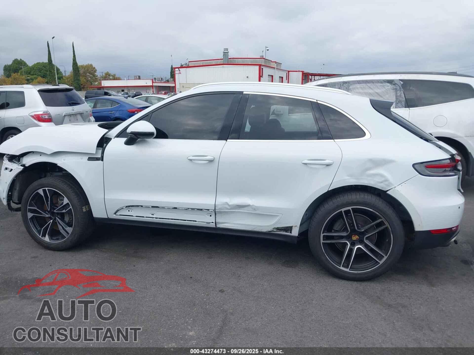 PORSCHE MACAN 2021 - WP1AB2A55MLB32131