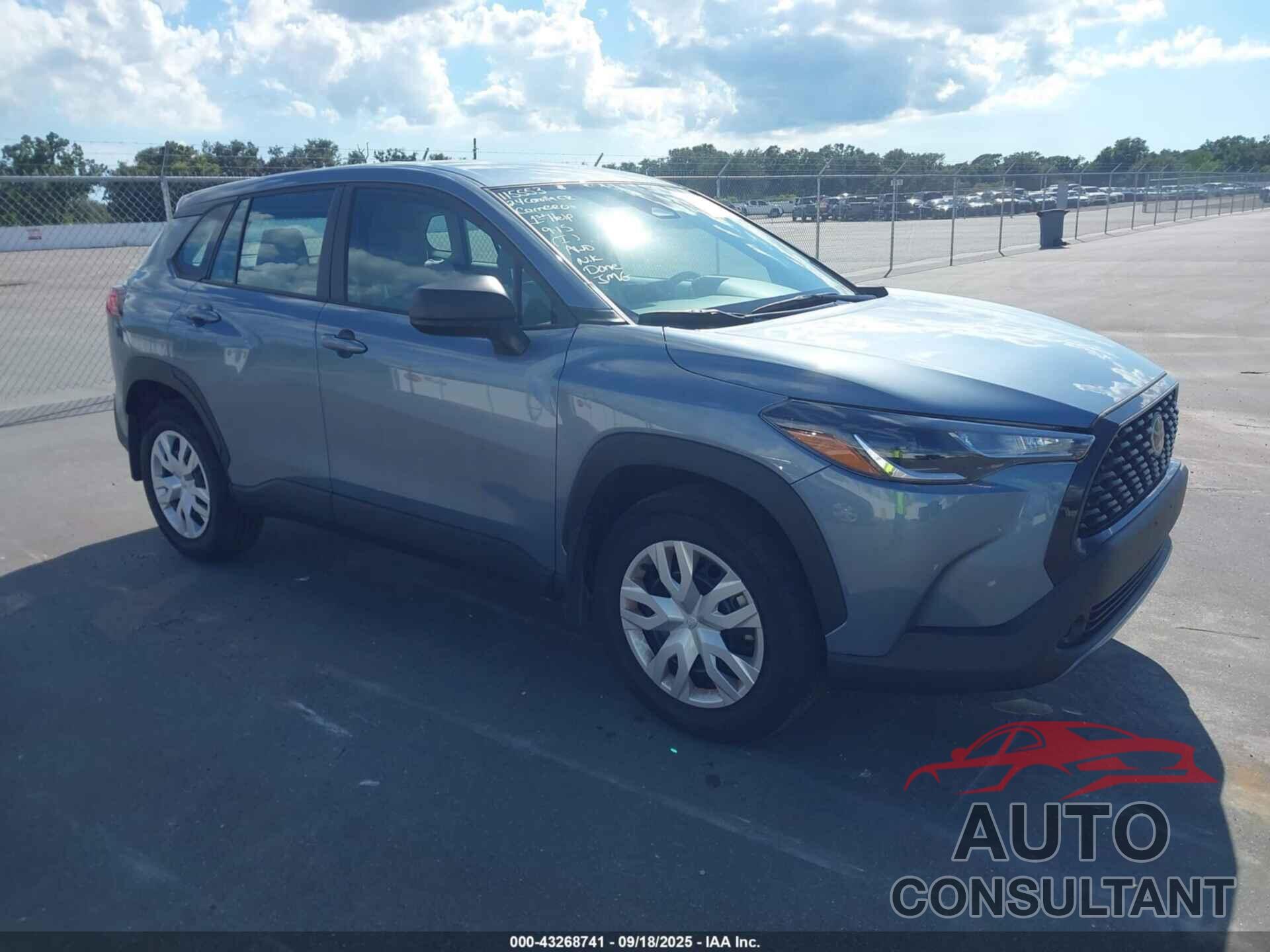 TOYOTA COROLLA CROSS 2024 - 7MUAAABG9RV115553