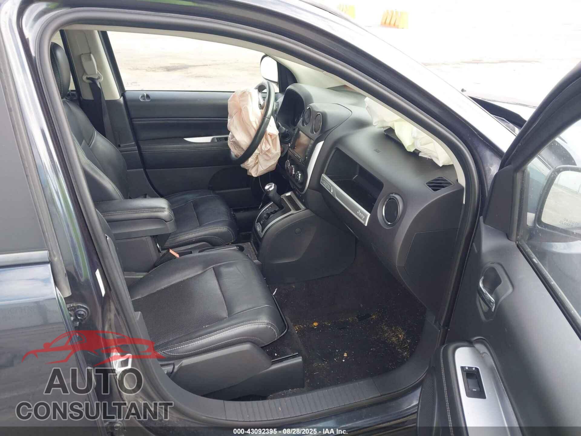 JEEP COMPASS 2015 - 1C4NJCEAXFD171538