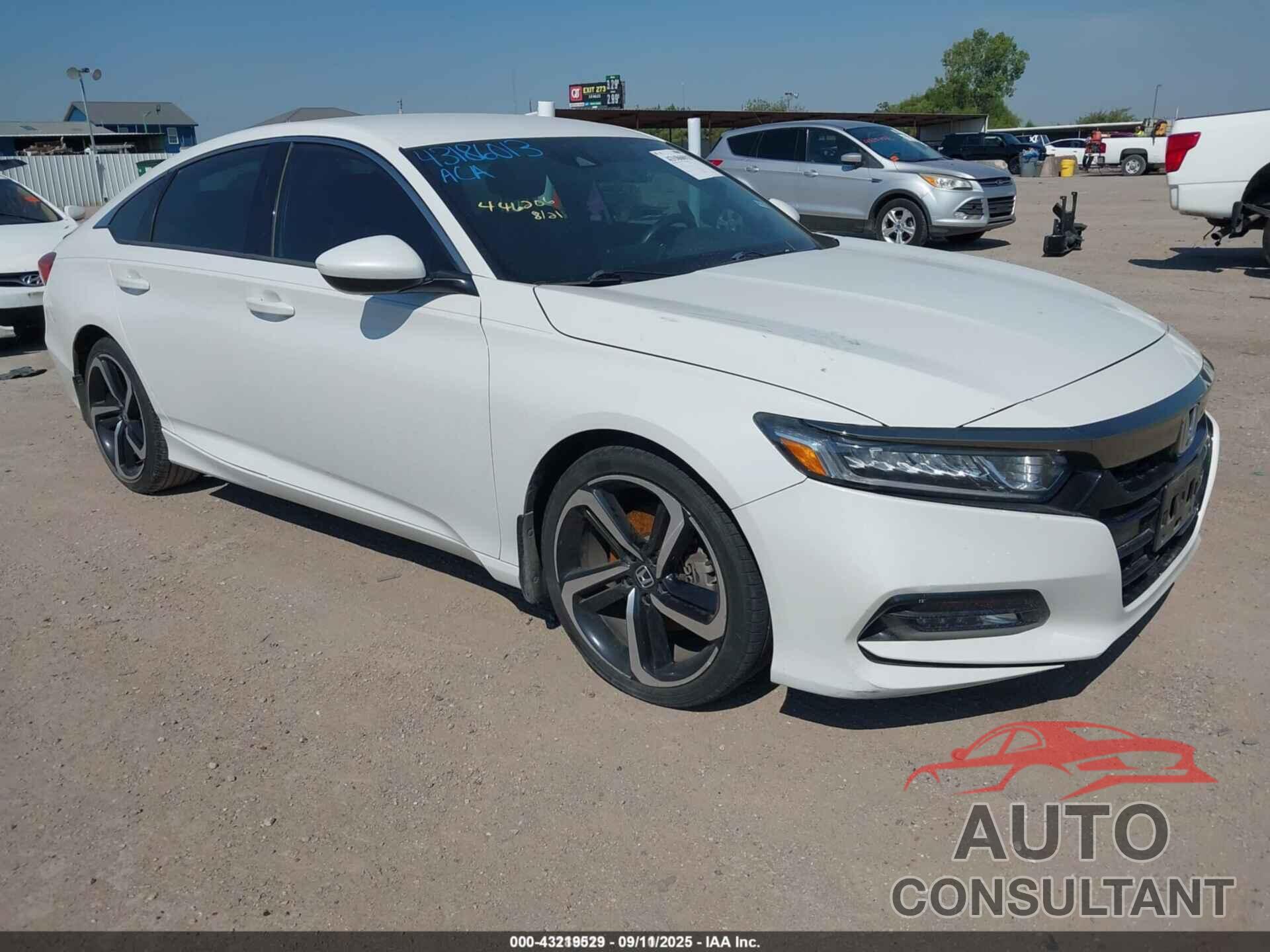 HONDA ACCORD 2018 - 1HGCV1F38JA128537