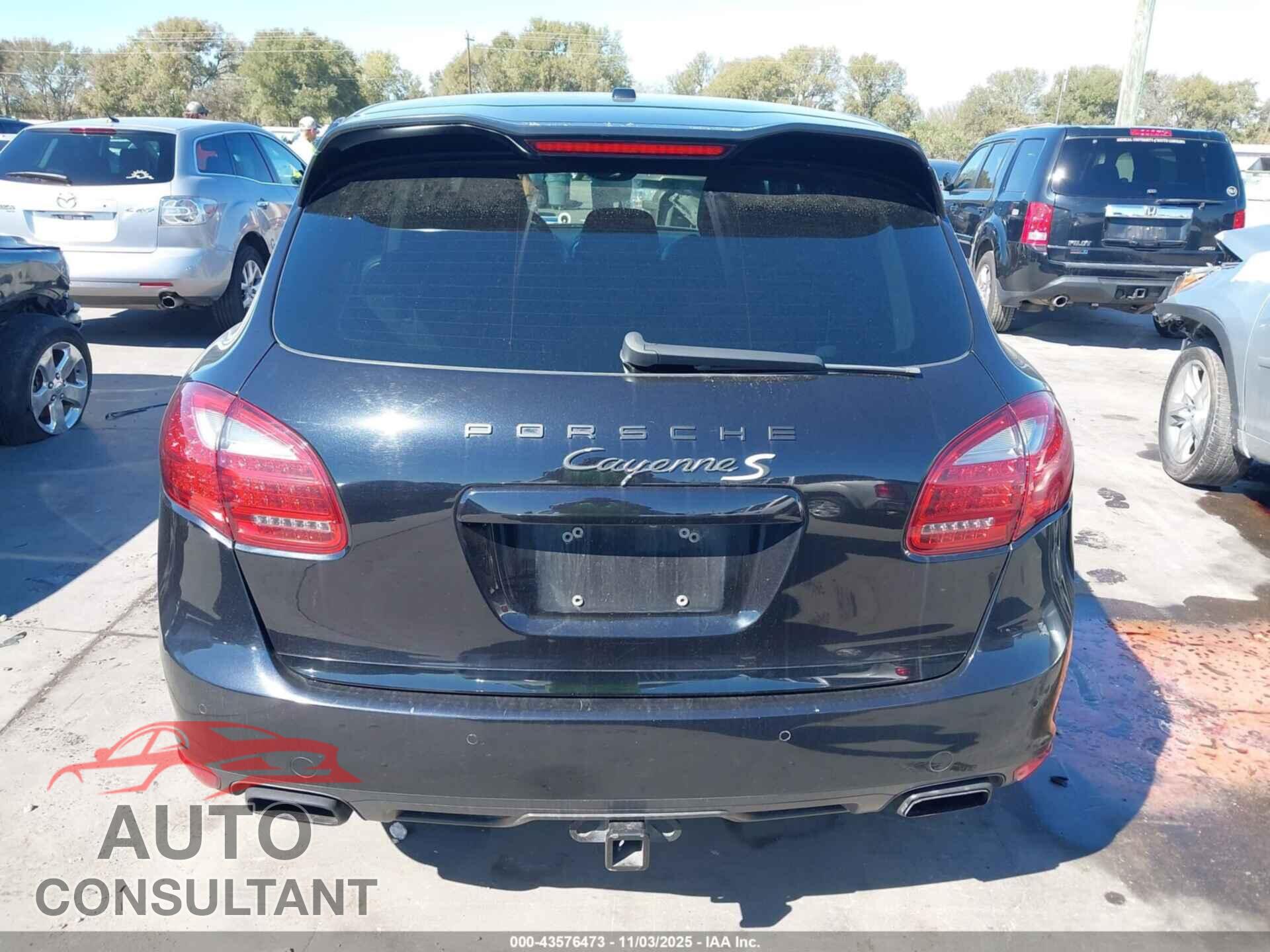 PORSCHE CAYENNE 2011 - WP1AB2A2XBLA45263