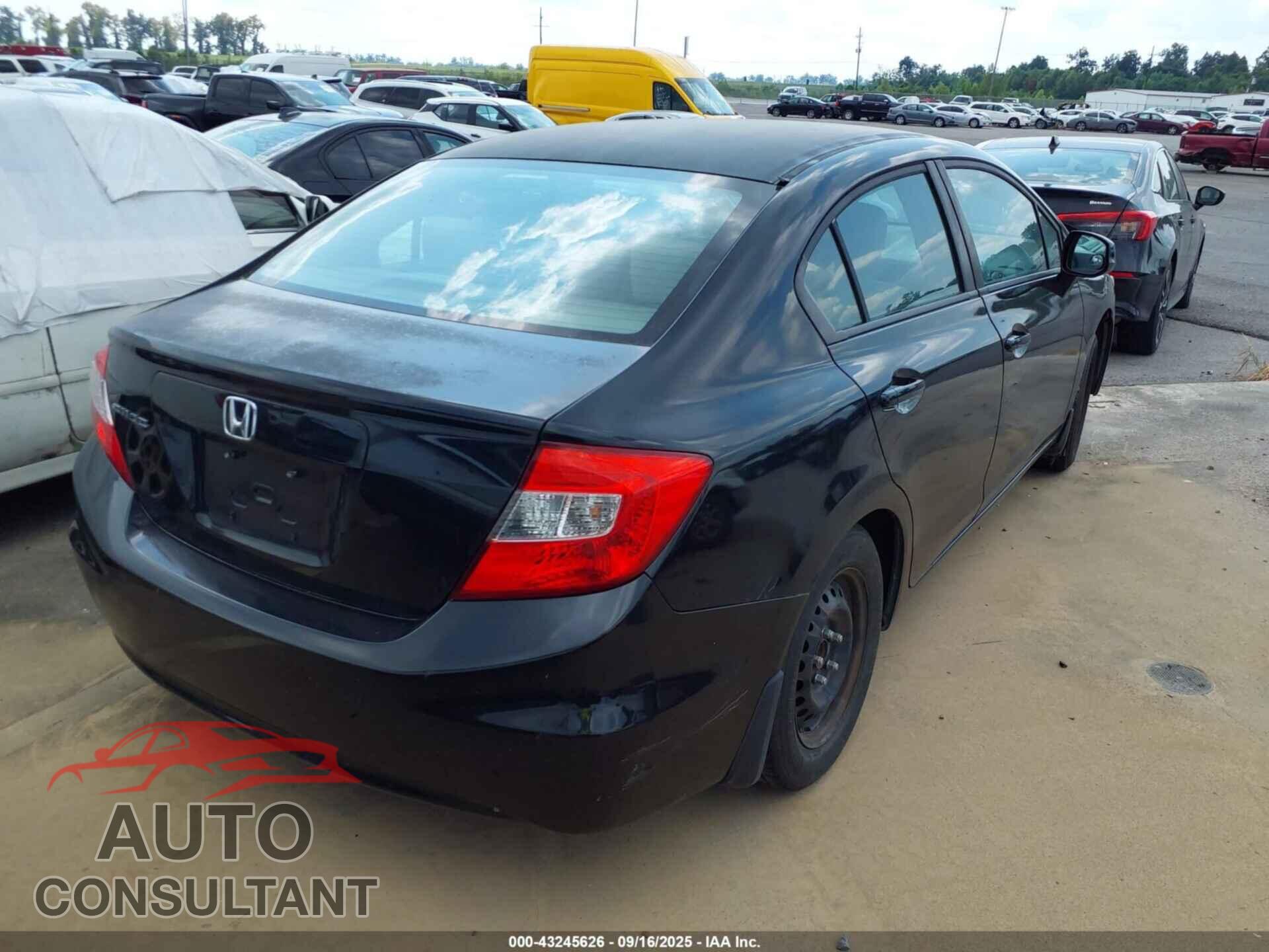 HONDA CIVIC 2012 - 2HGFB2F55CH608942