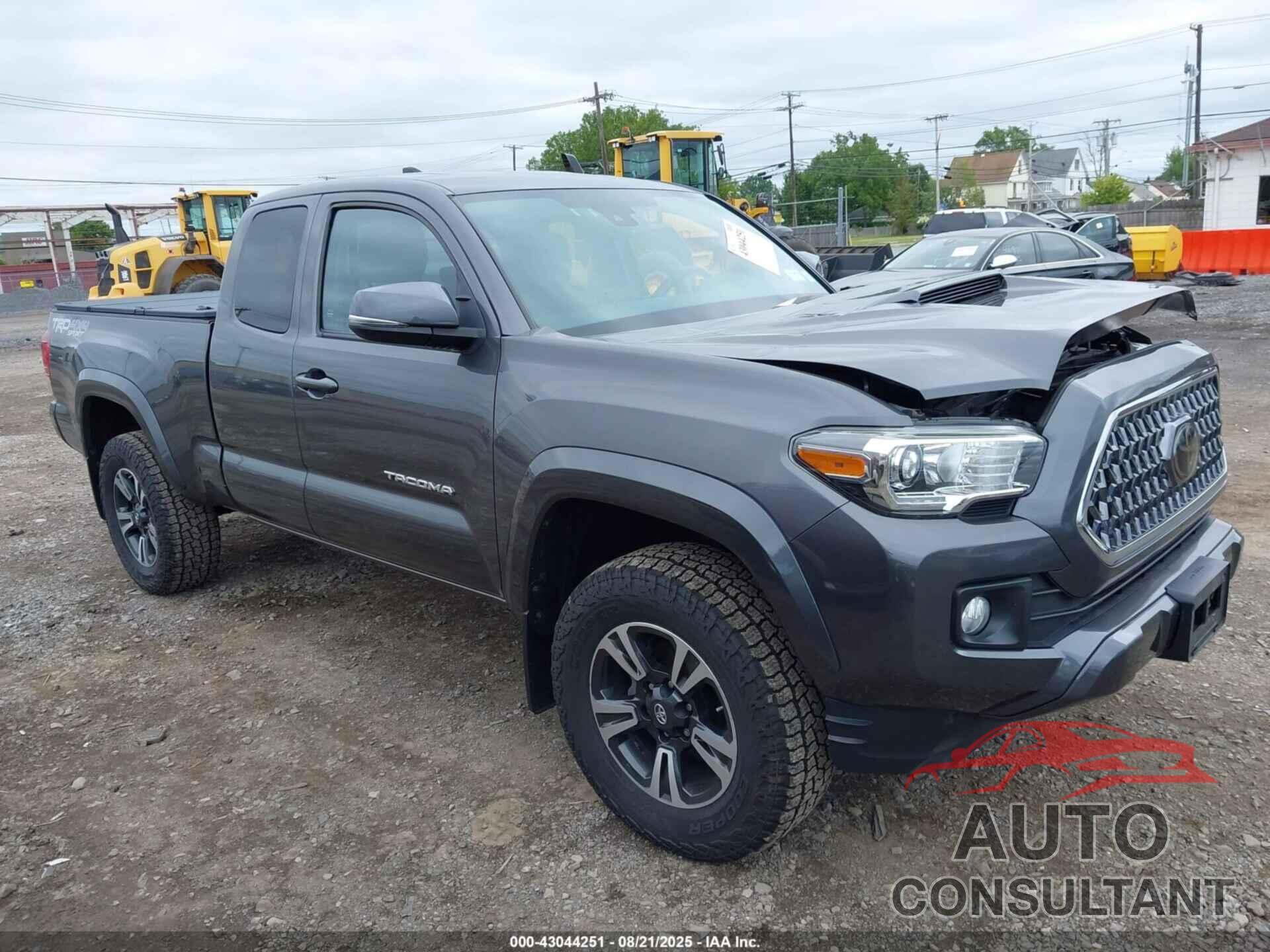 TOYOTA TACOMA 2019 - 5TFSZ5AN7KX207260