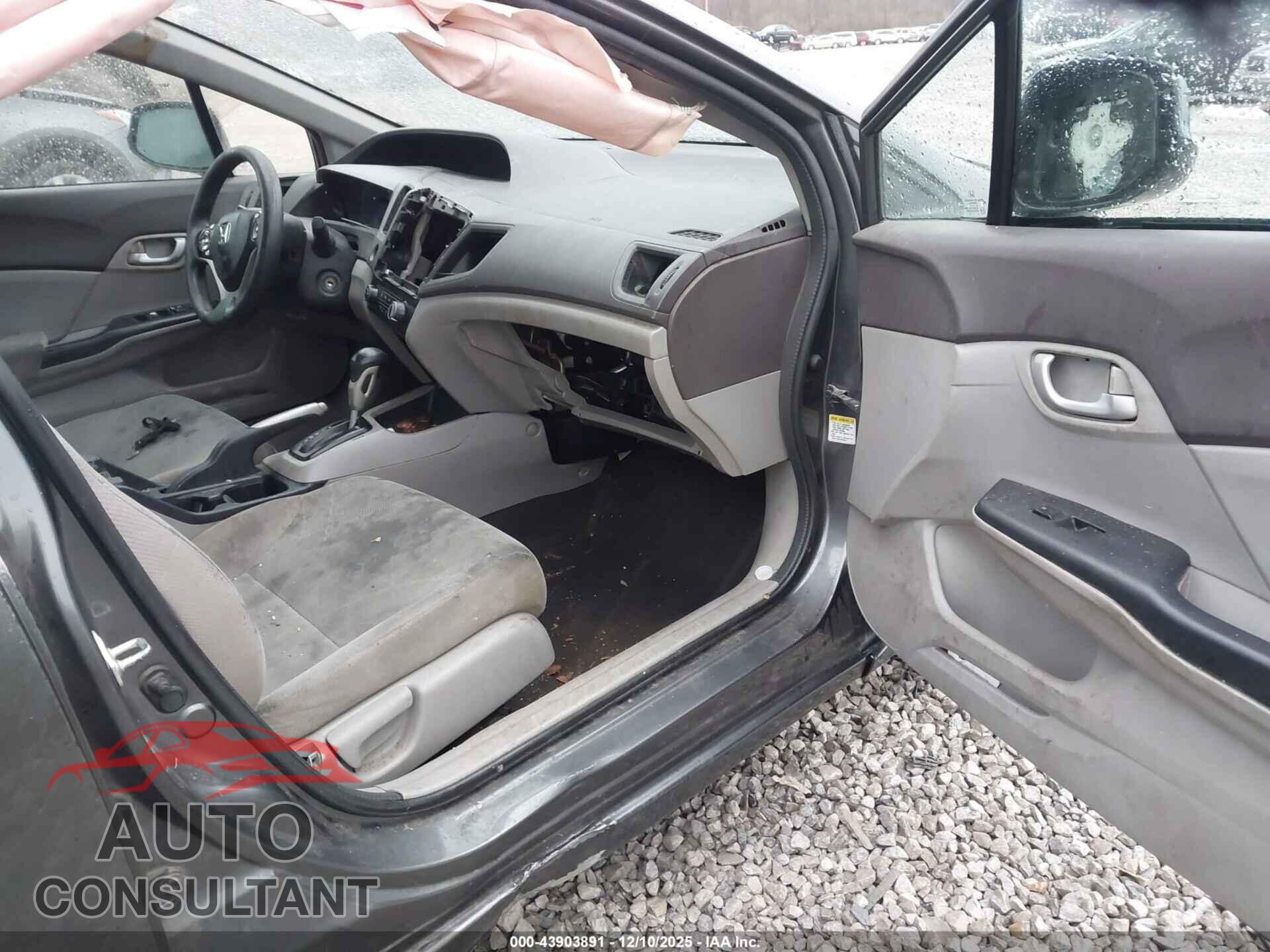 HONDA CIVIC 2012 - 2HGFB2F57CH602026