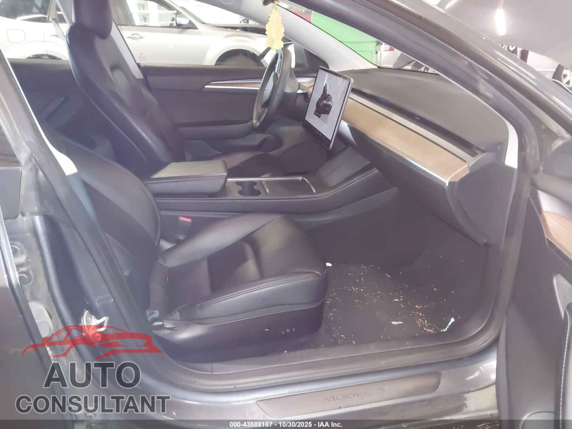 TESLA MODEL 3 2023 - 5YJ3E1EA5PF450535