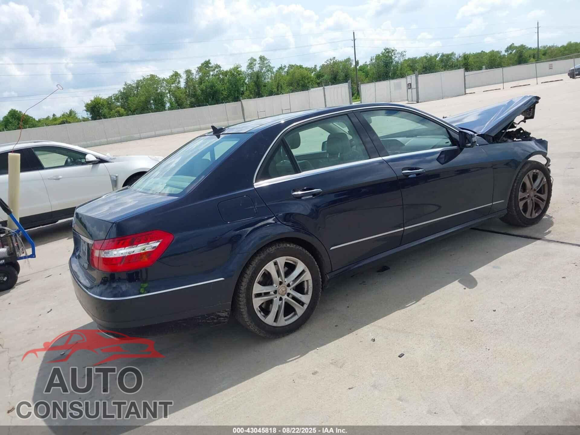 MERCEDES-BENZ E 550 2010 - WDDHF7CB2AA014698