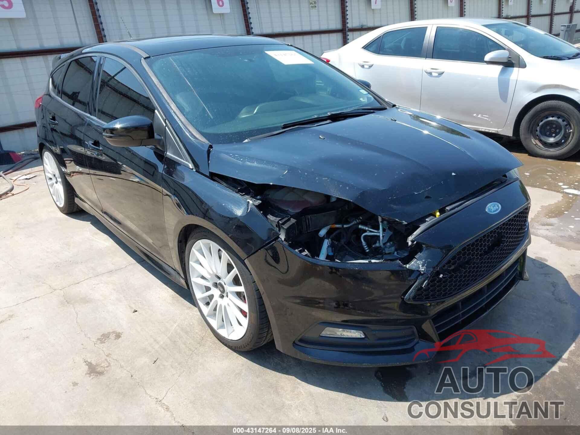 FORD FOCUS ST 2017 - 1FADP3L92HL204663