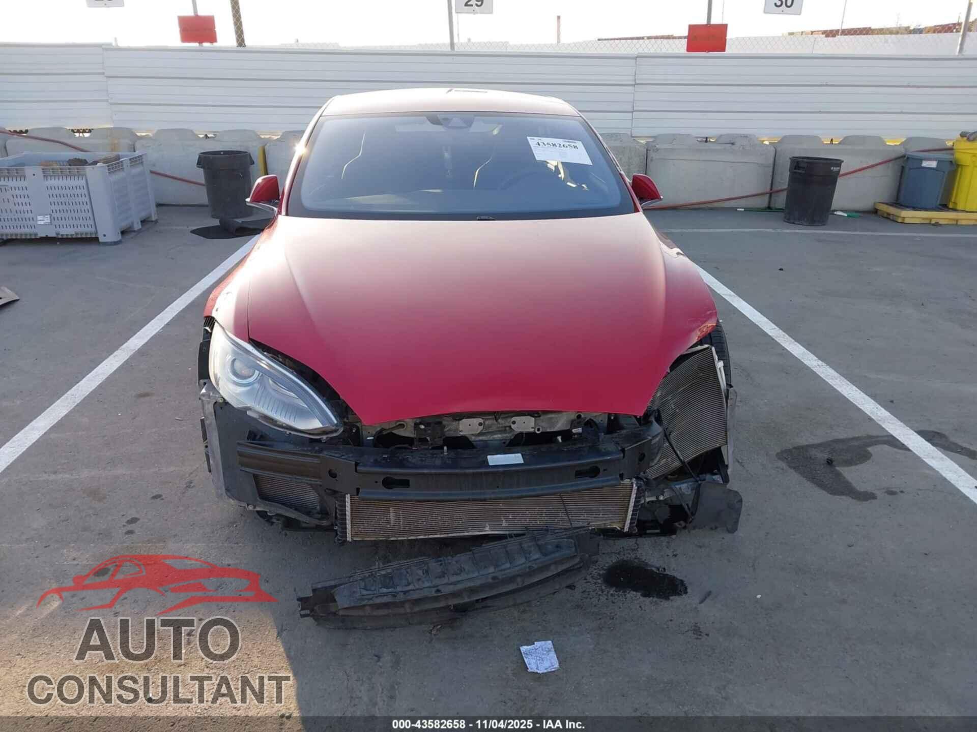 TESLA MODEL S 2016 - 5YJSA1E15GF127741