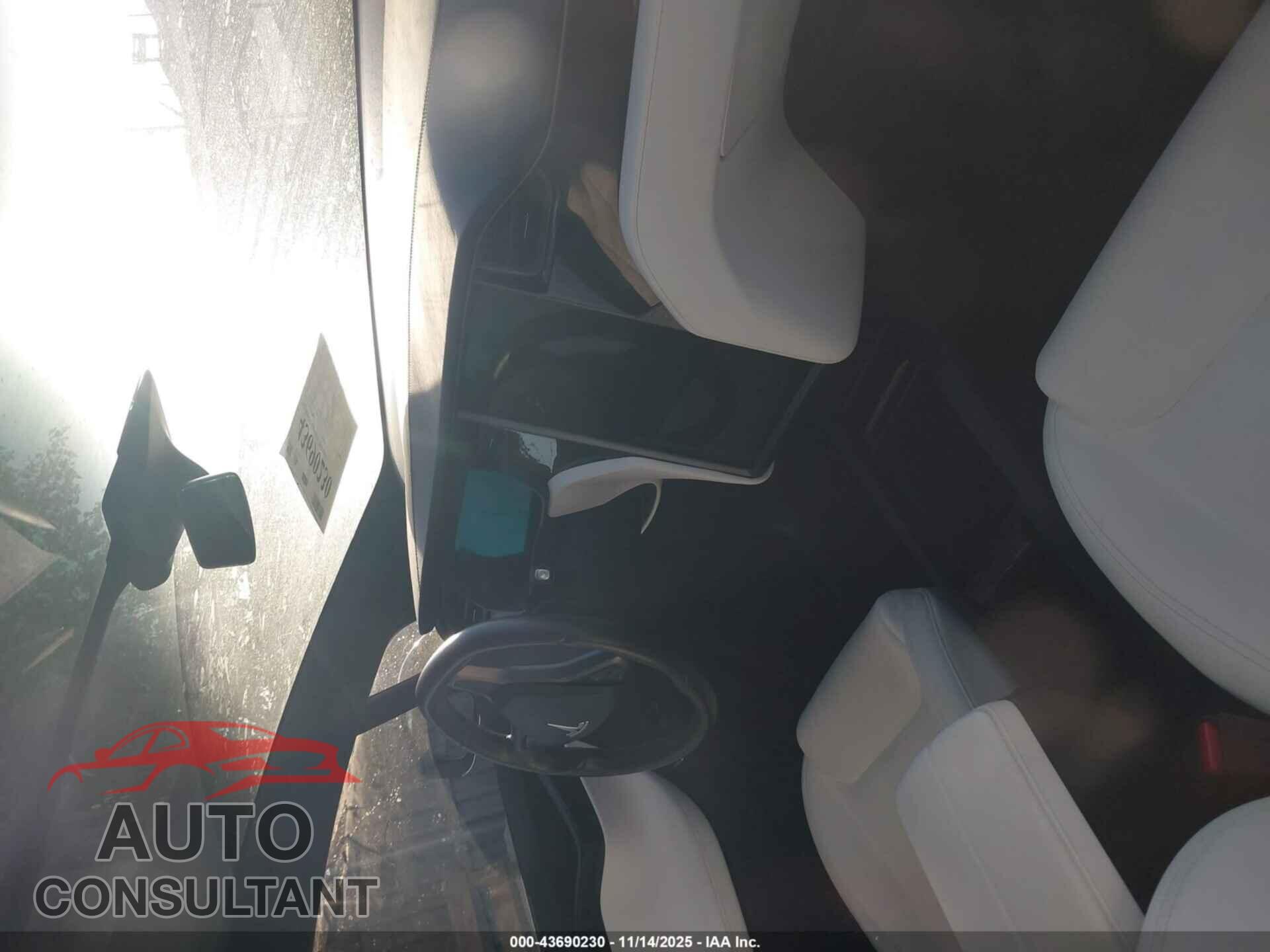 TESLA MODEL X 2020 - 5YJXCBE28LF301634