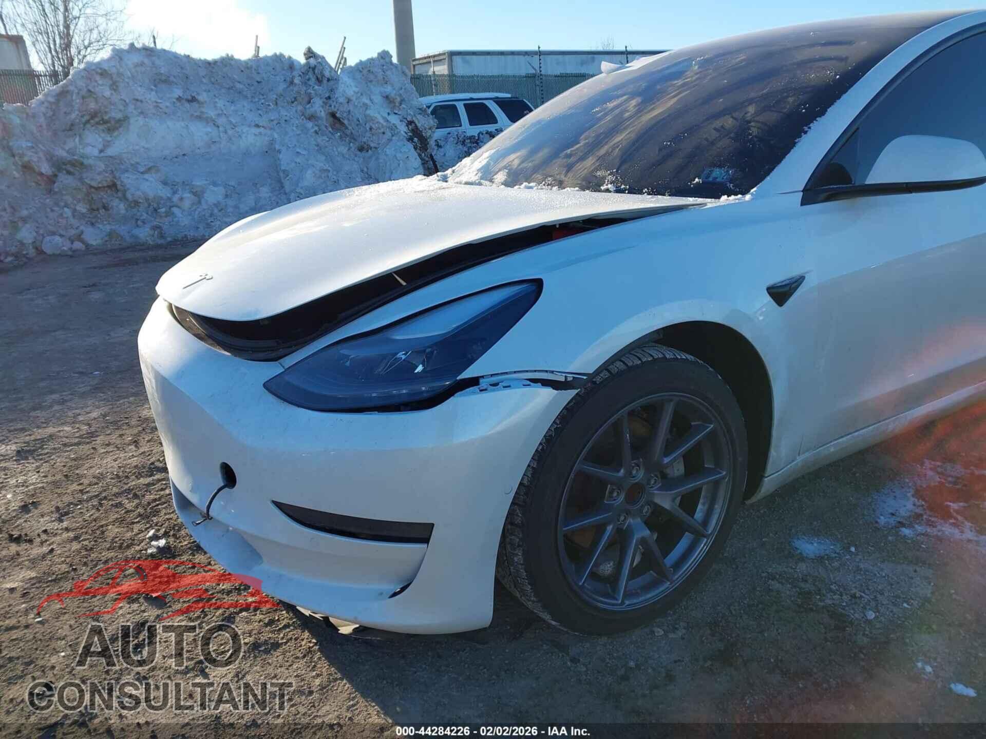 TESLA MODEL 3 2021 - 5YJ3E1EA7MF907826