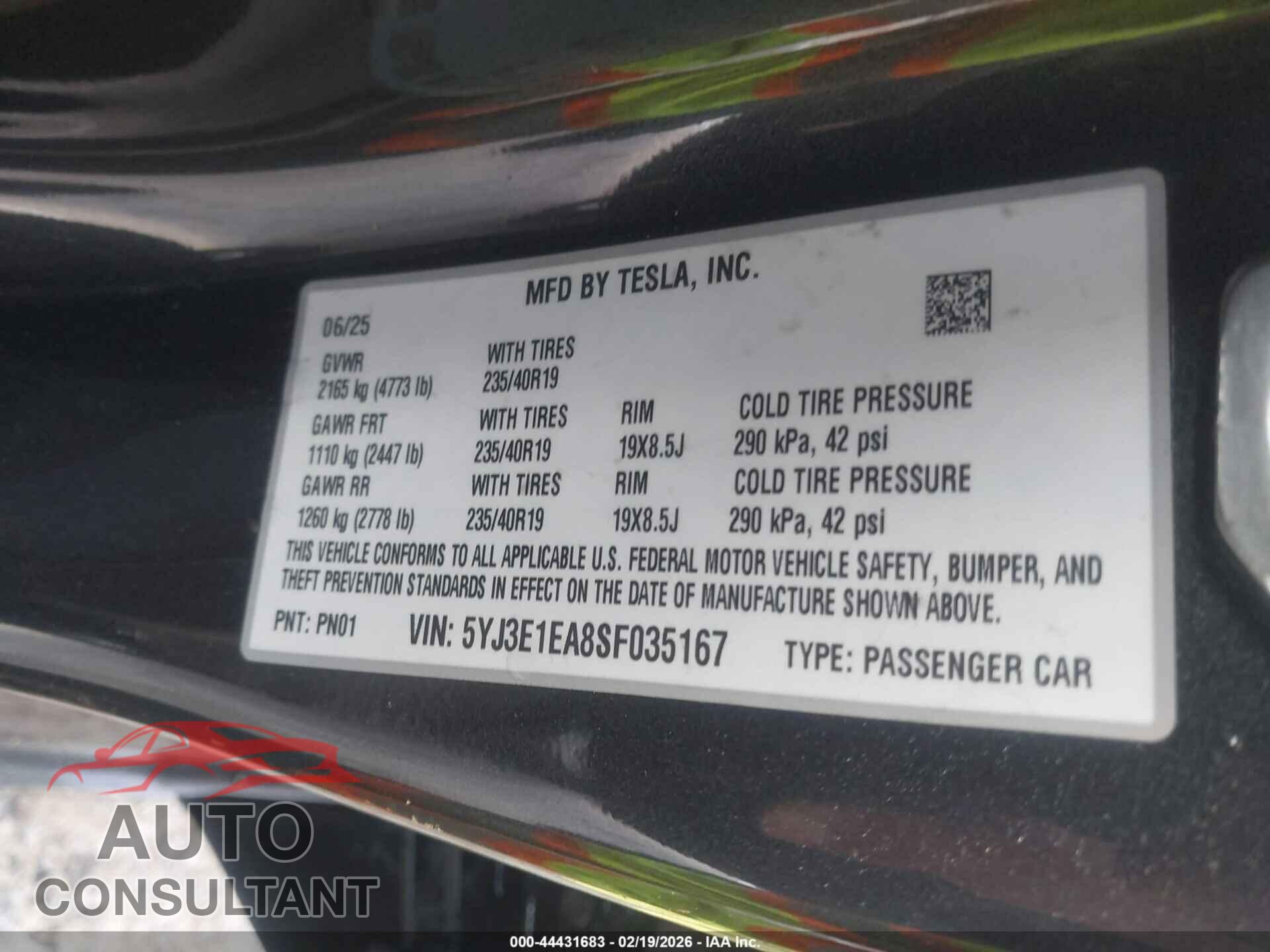 TESLA MODEL 3 2025 - 5YJ3E1EA8SF035167