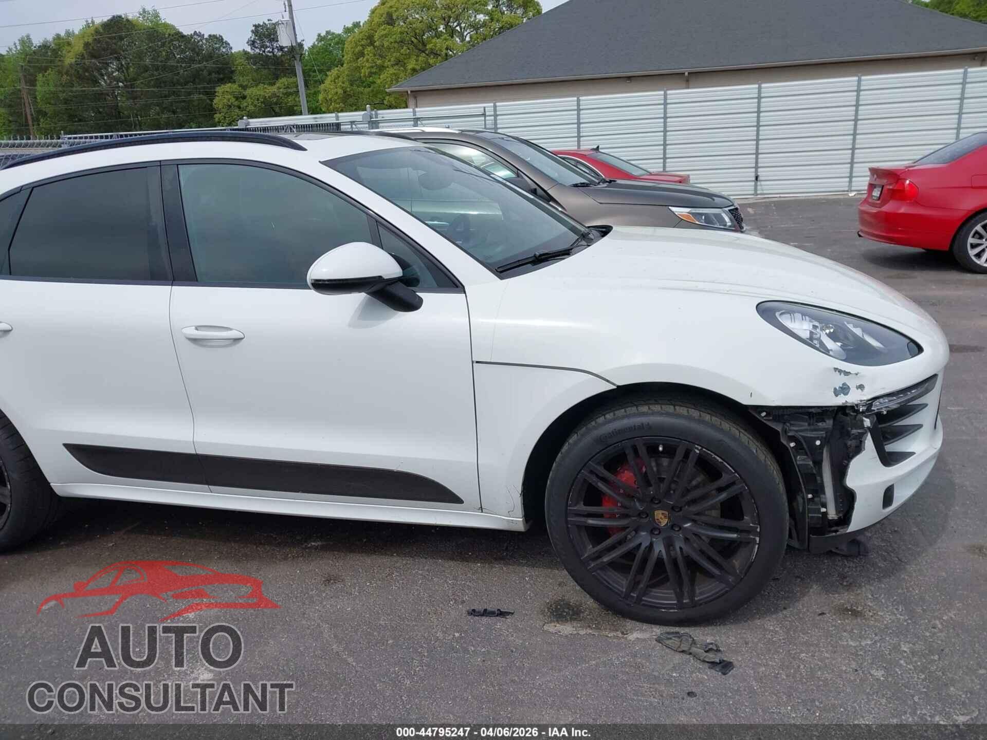 PORSCHE MACAN 2015 - WP1AB2A53FLB54714
