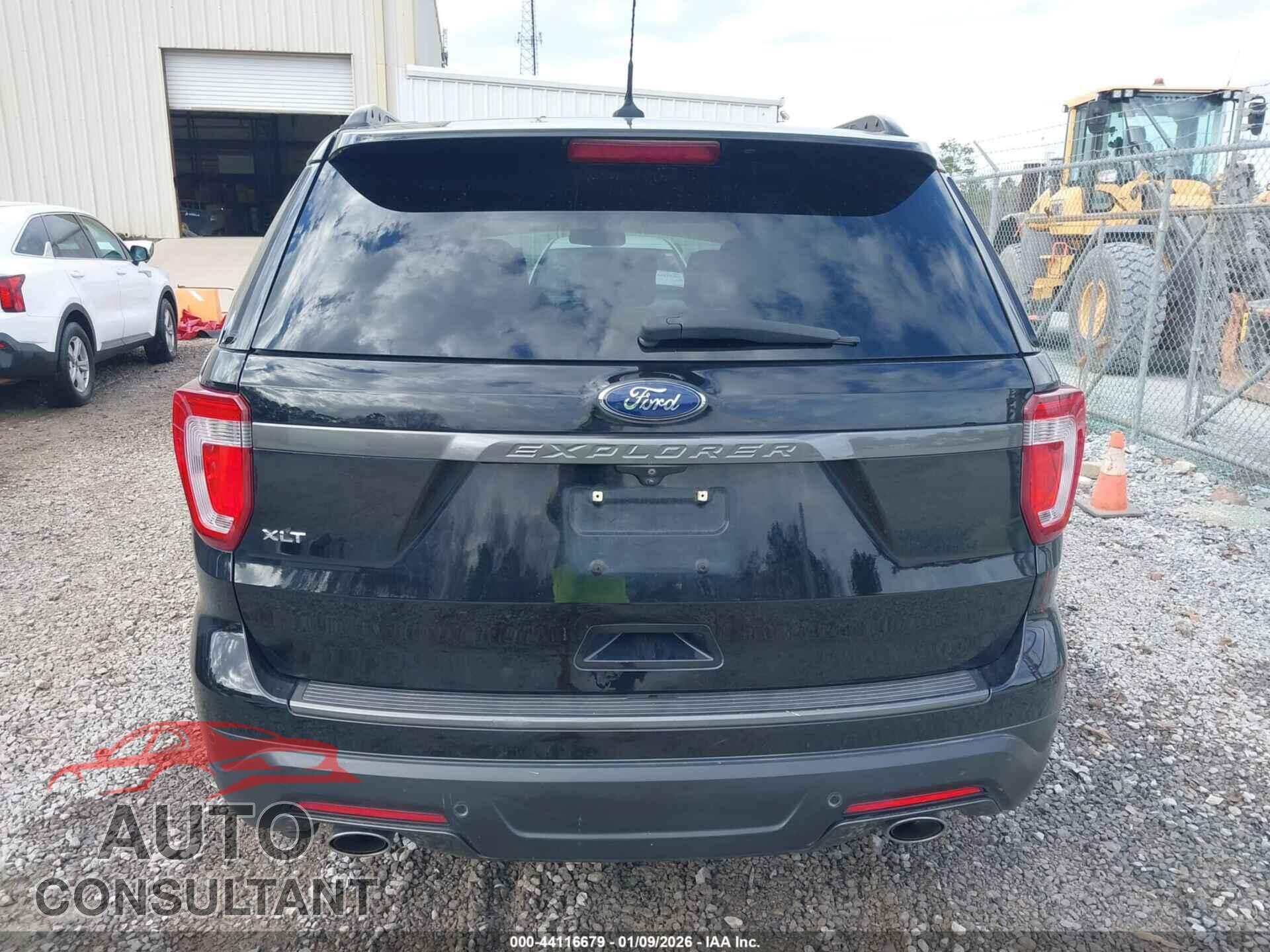 FORD EXPLORER 2018 - 1FM5K7D85JGB39540