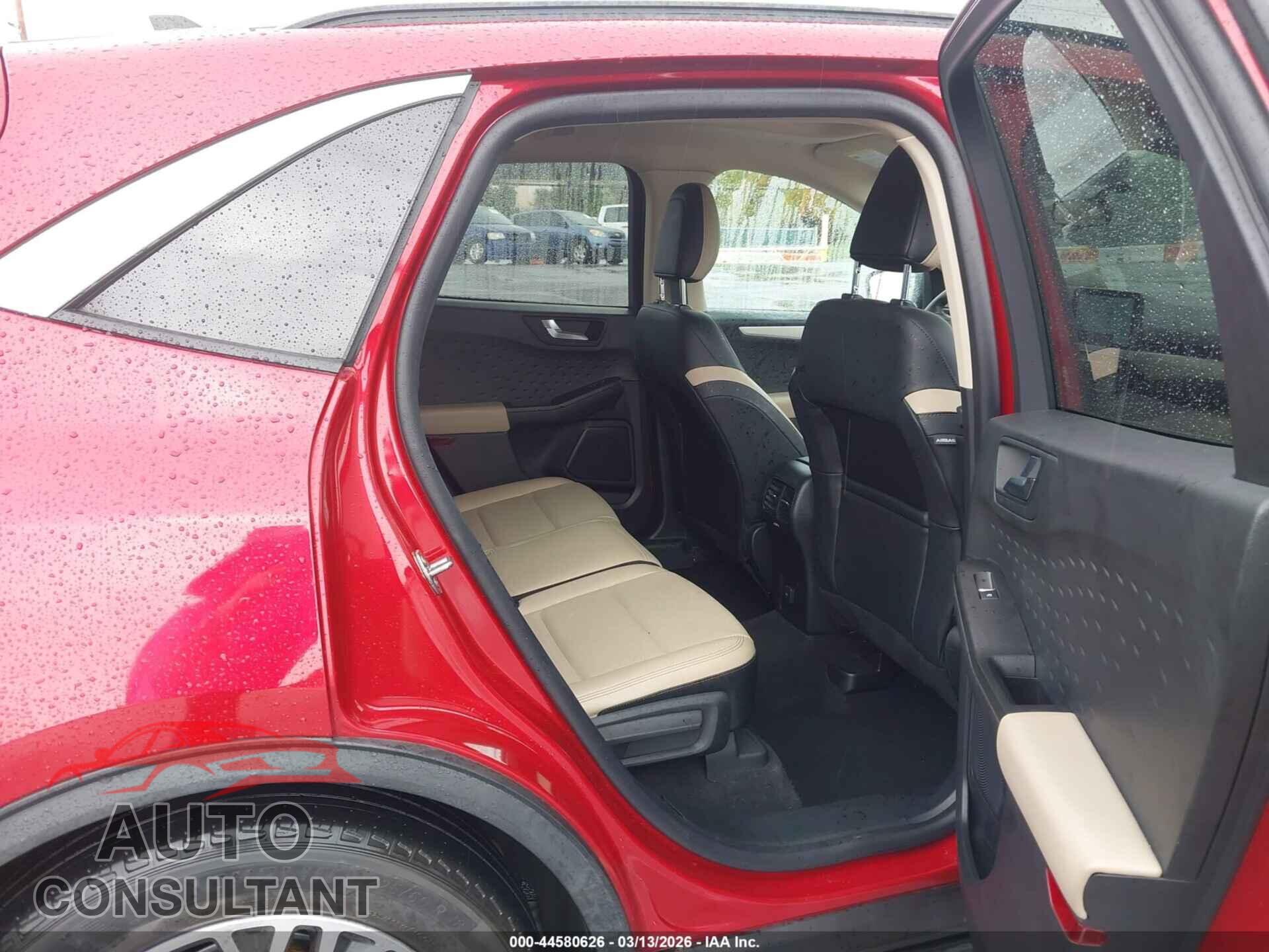 FORD ESCAPE 2020 - 1FMCU0H69LUA57946