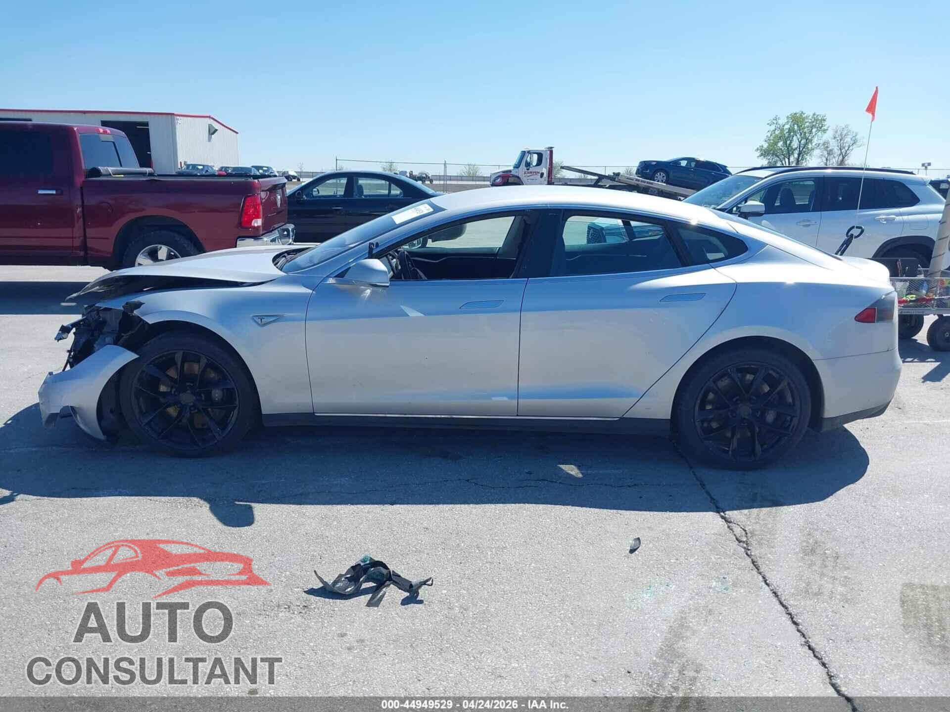 TESLA MODEL S 2013 - 5YJSA1CN6DFP23149