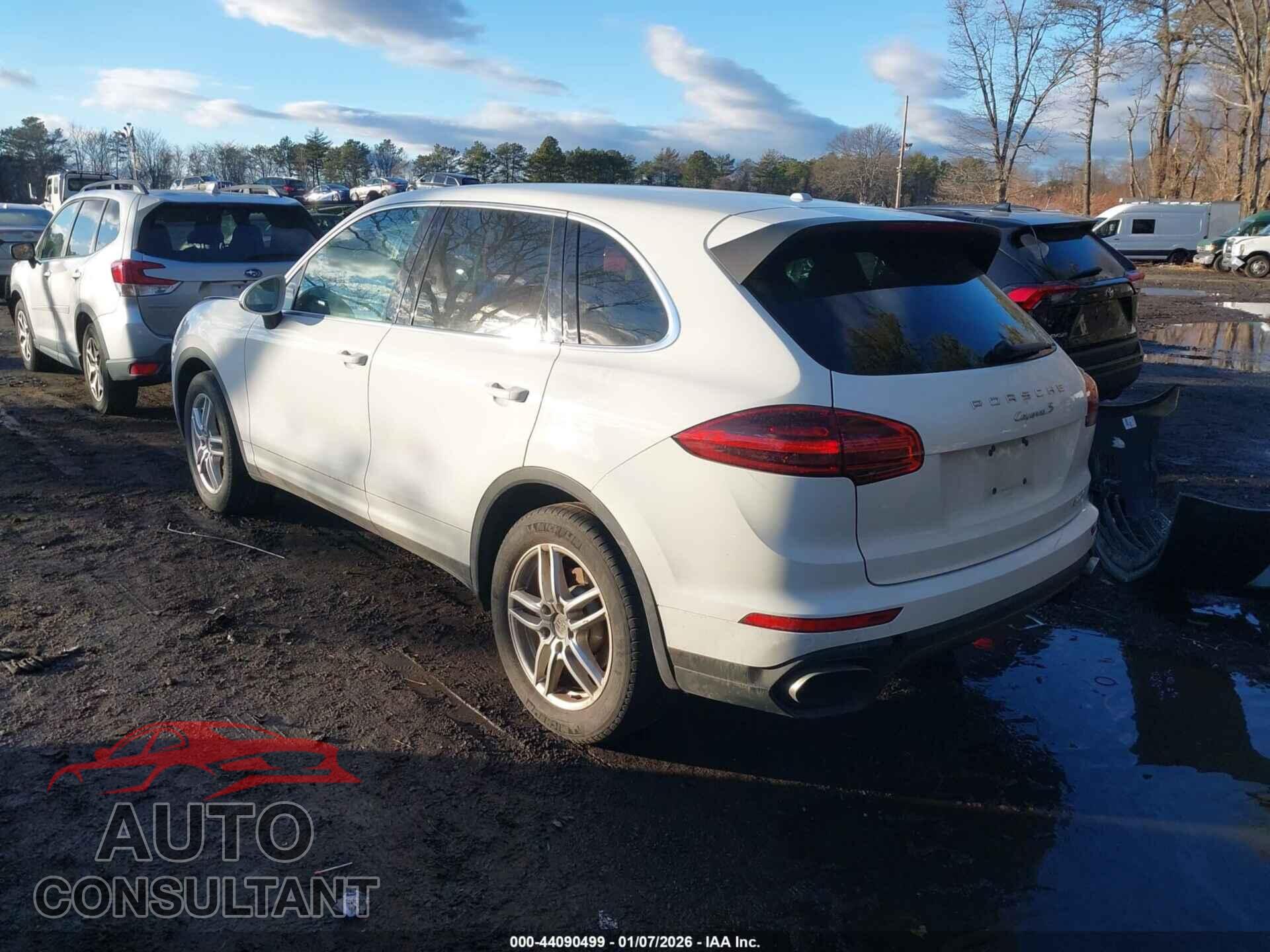 PORSCHE CAYENNE 2016 - WP1AA2A27GKA11569