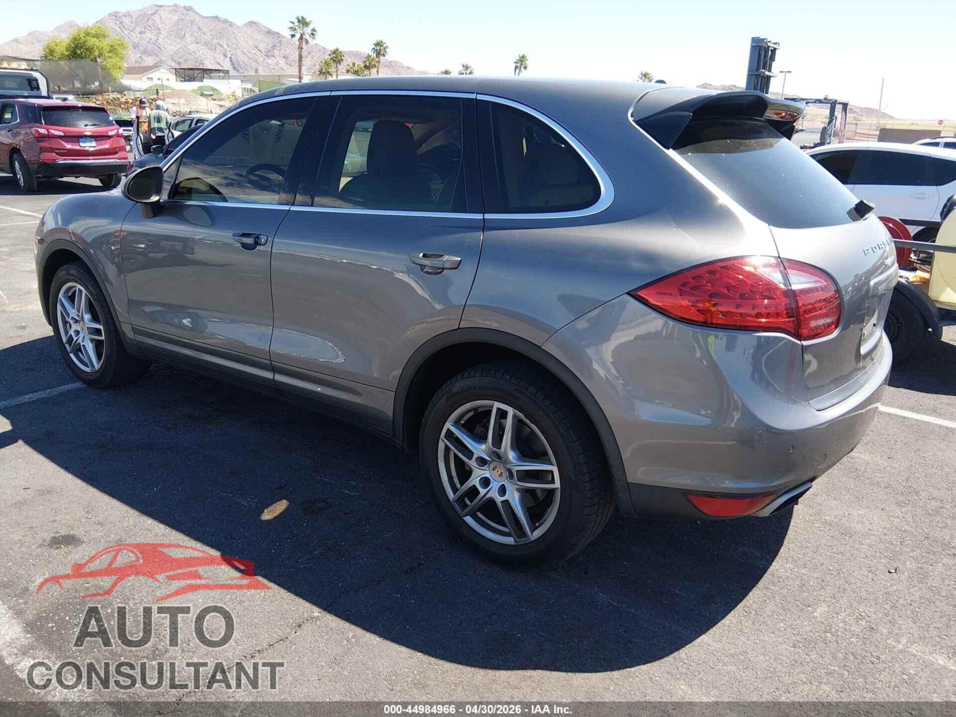 PORSCHE CAYENNE 2012 - WP1AA2A2XCLA09576