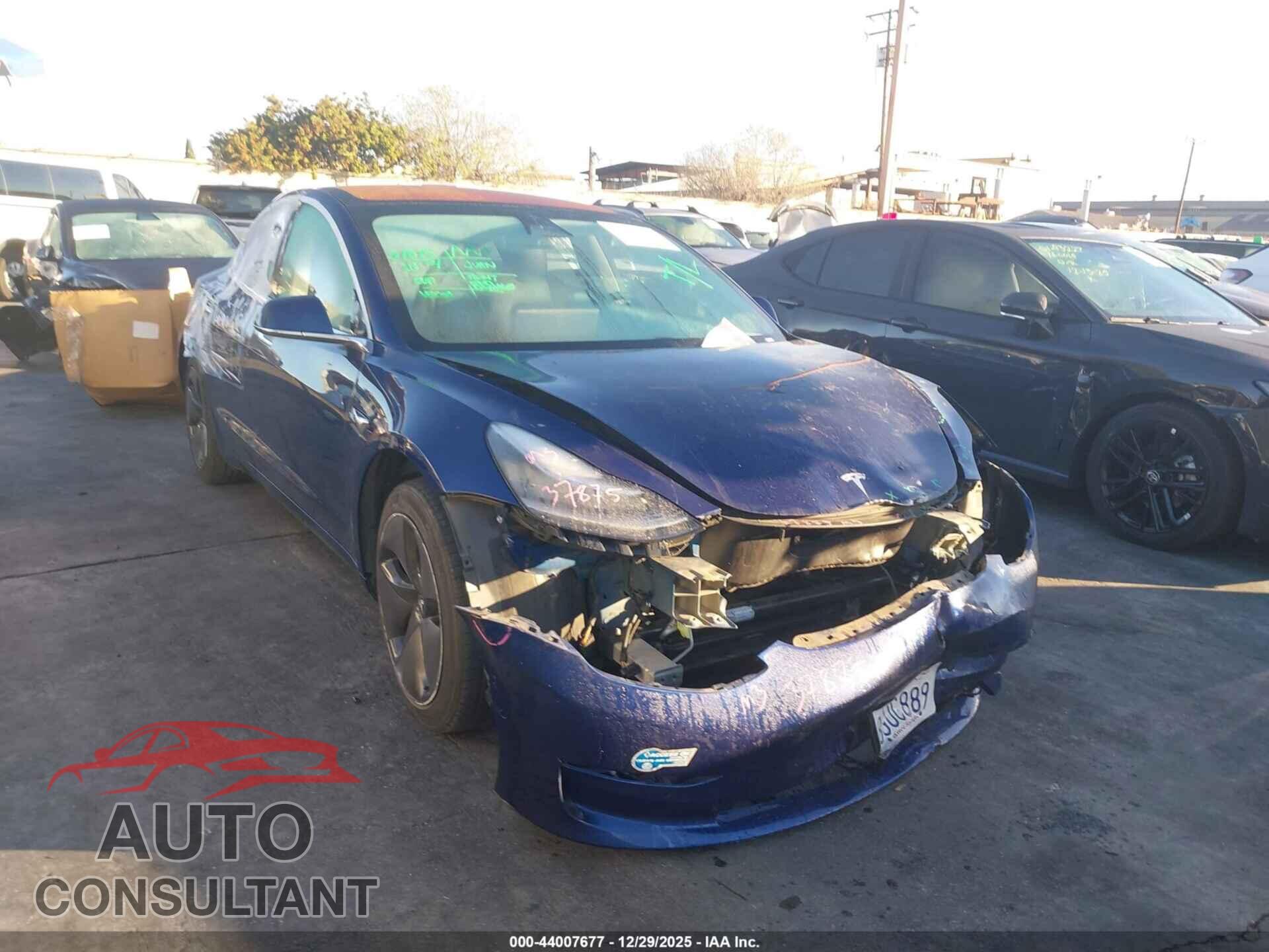 TESLA MODEL 3 2018 - 5YJ3E1EA2JF102571