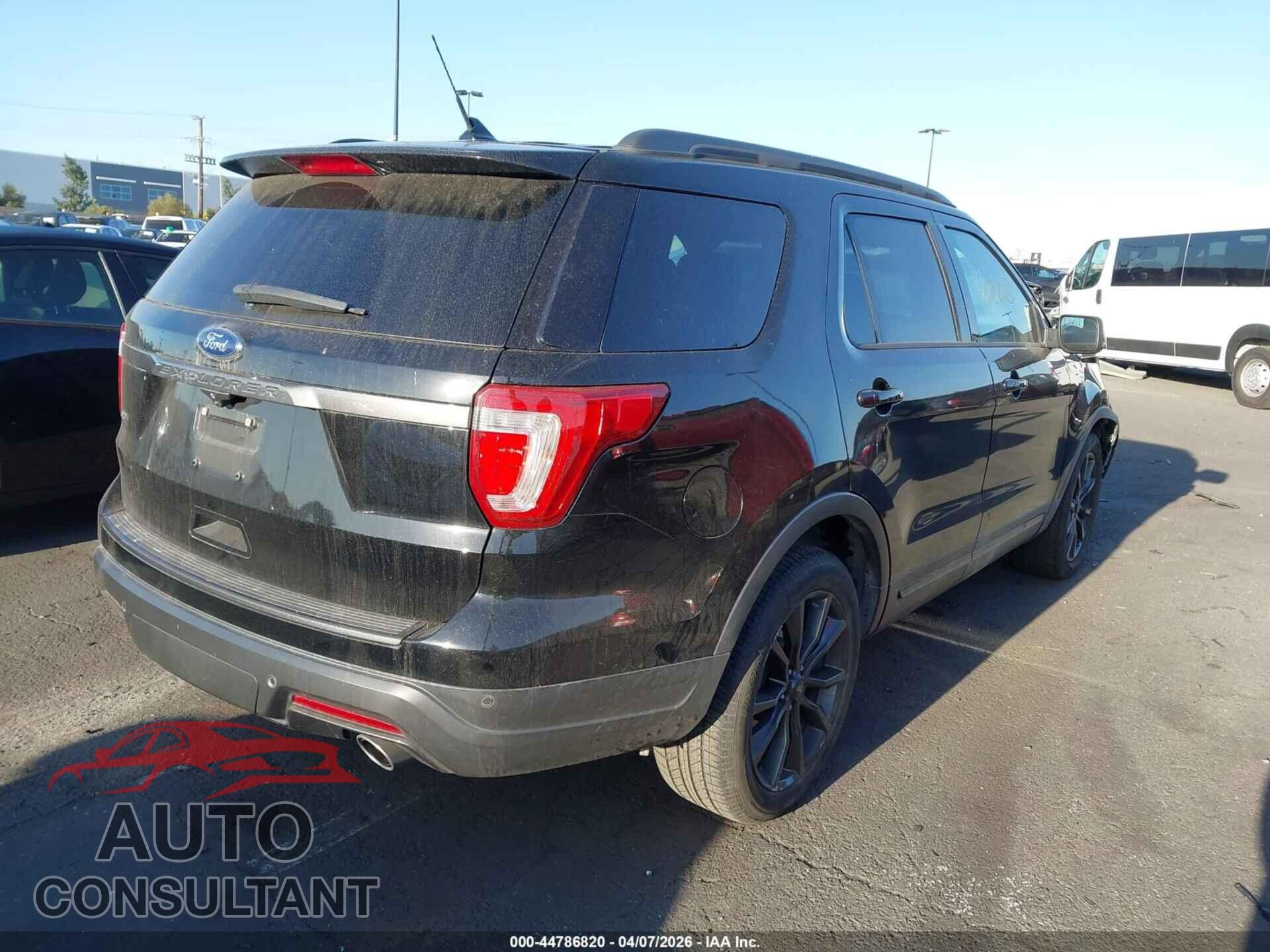 FORD EXPLORER 2018 - 1FM5K7D82JGB18287