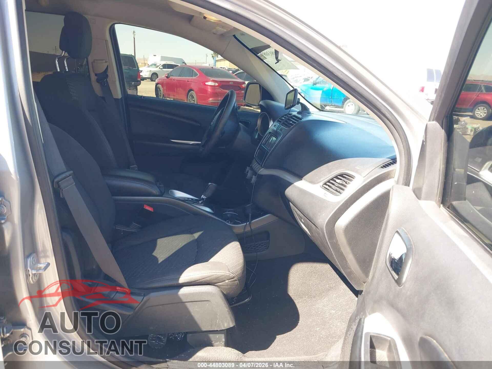 DODGE JOURNEY 2017 - 3C4PDCBG8HT531556