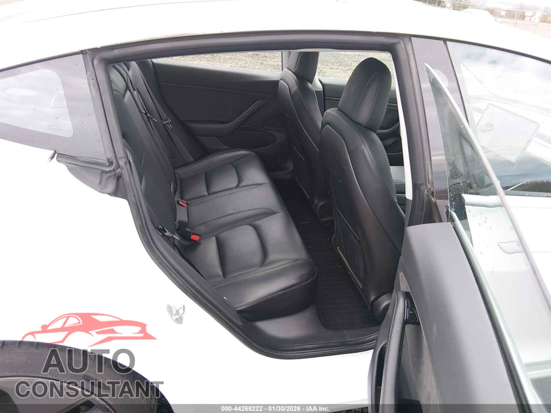 TESLA MODEL 3 2018 - 5YJ3E1EA3JF076174